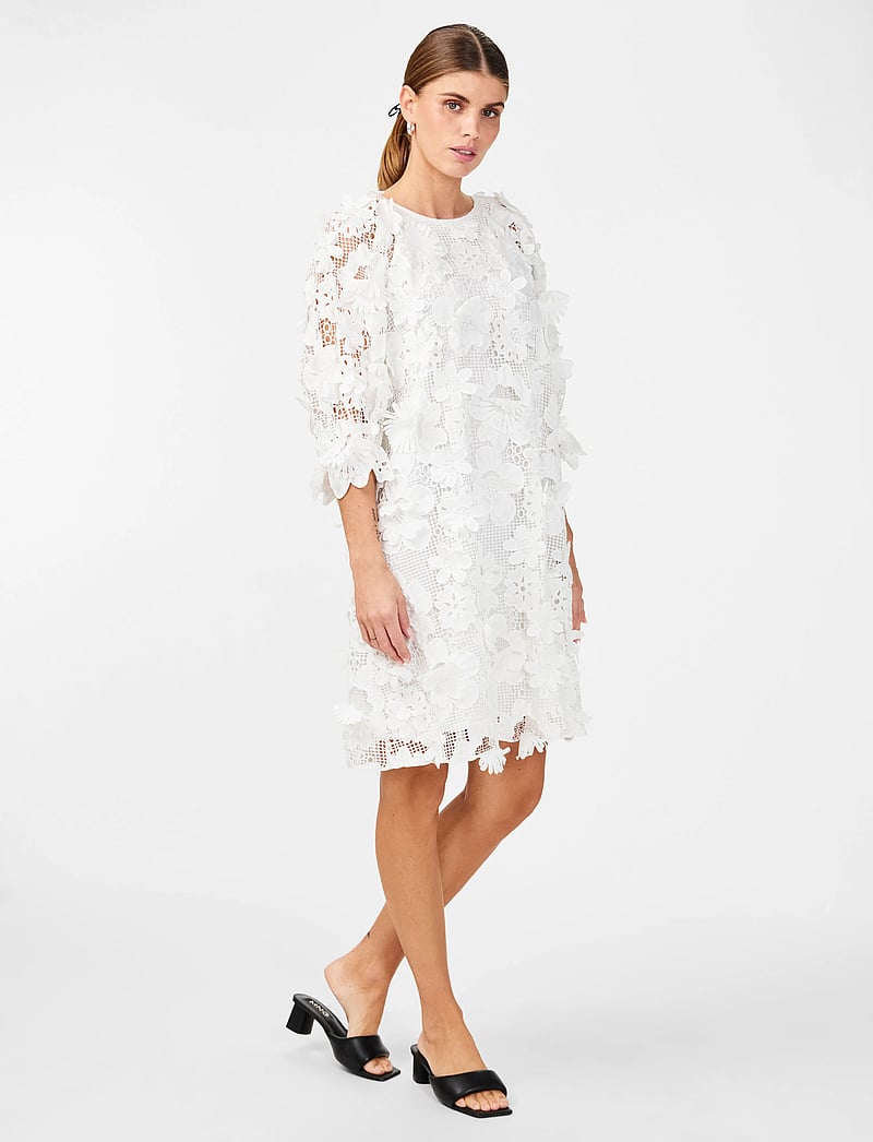 YAS - YASTREA 3/4 DRESS - SHOW - partykleider - star white - 0