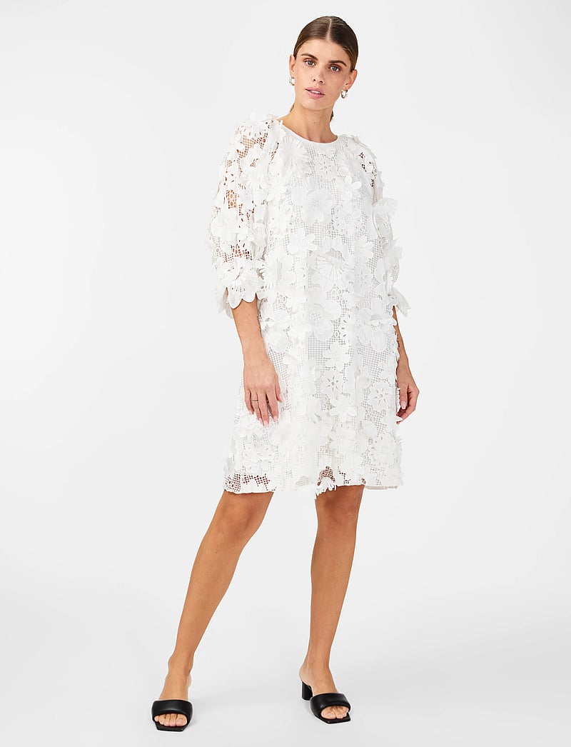 YAS - YASTREA 3/4 DRESS - SHOW - partykleider - star white - 4