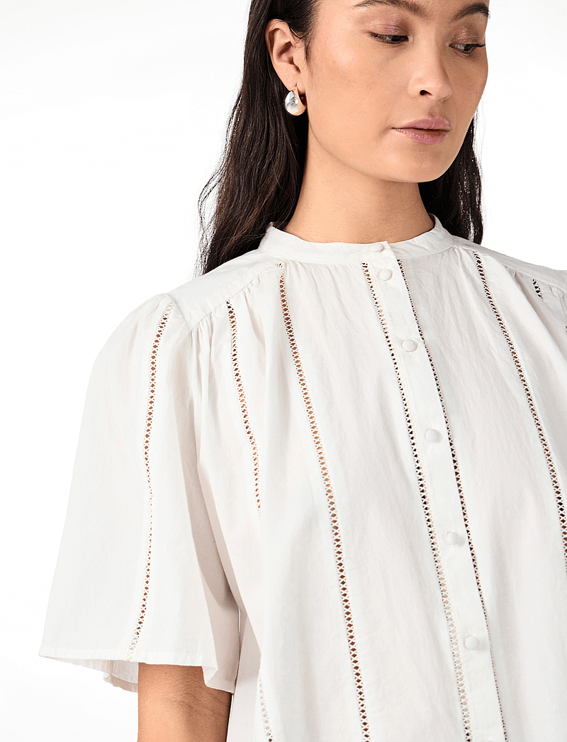 YAS - YASGUNIA 2/4 SHIRT S. - kortärmade blusar - star white - 5