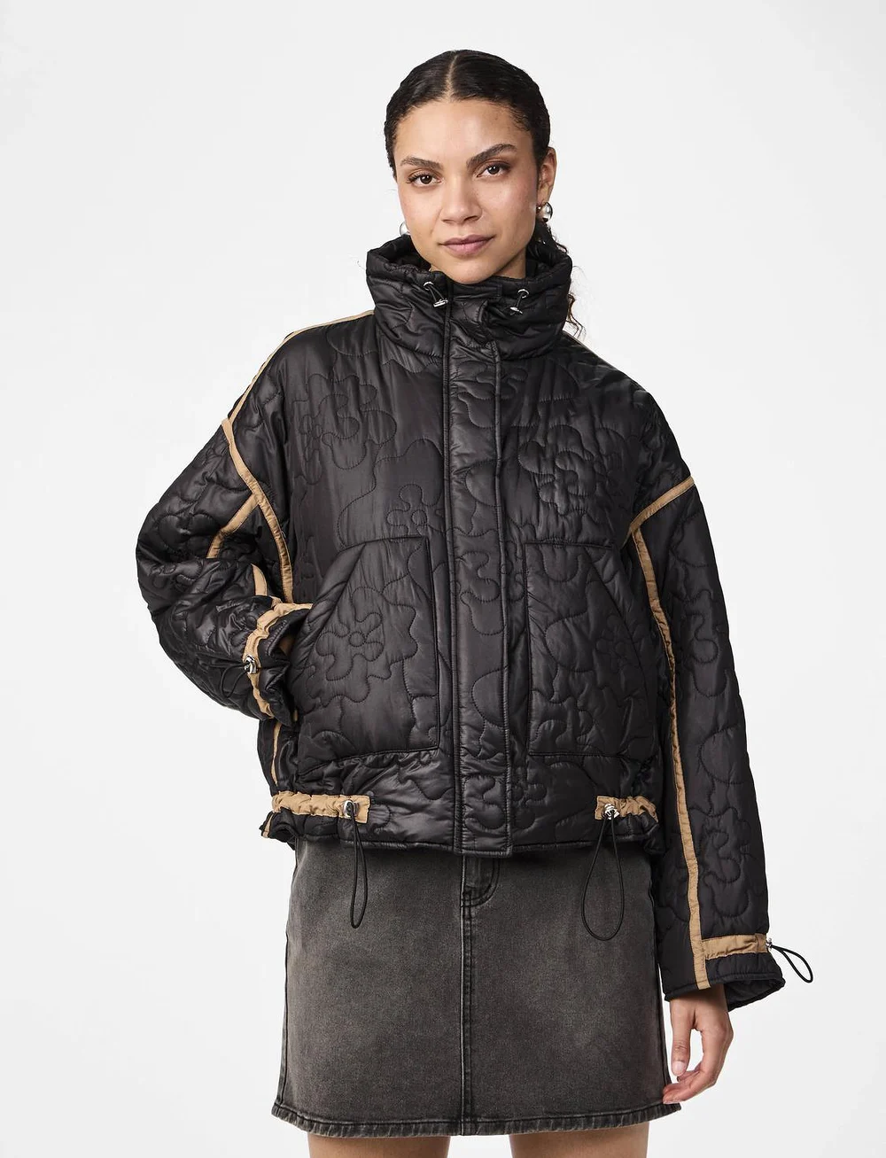 YASKLINA QUILTED JACKET S. YASKLINA QUILTED JACKET S.