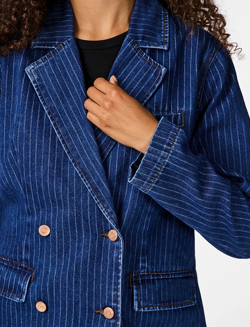 YAS - YASLOMIRA LS DENIM BLAZER S. - jeansjacken - medium blue denim - 4