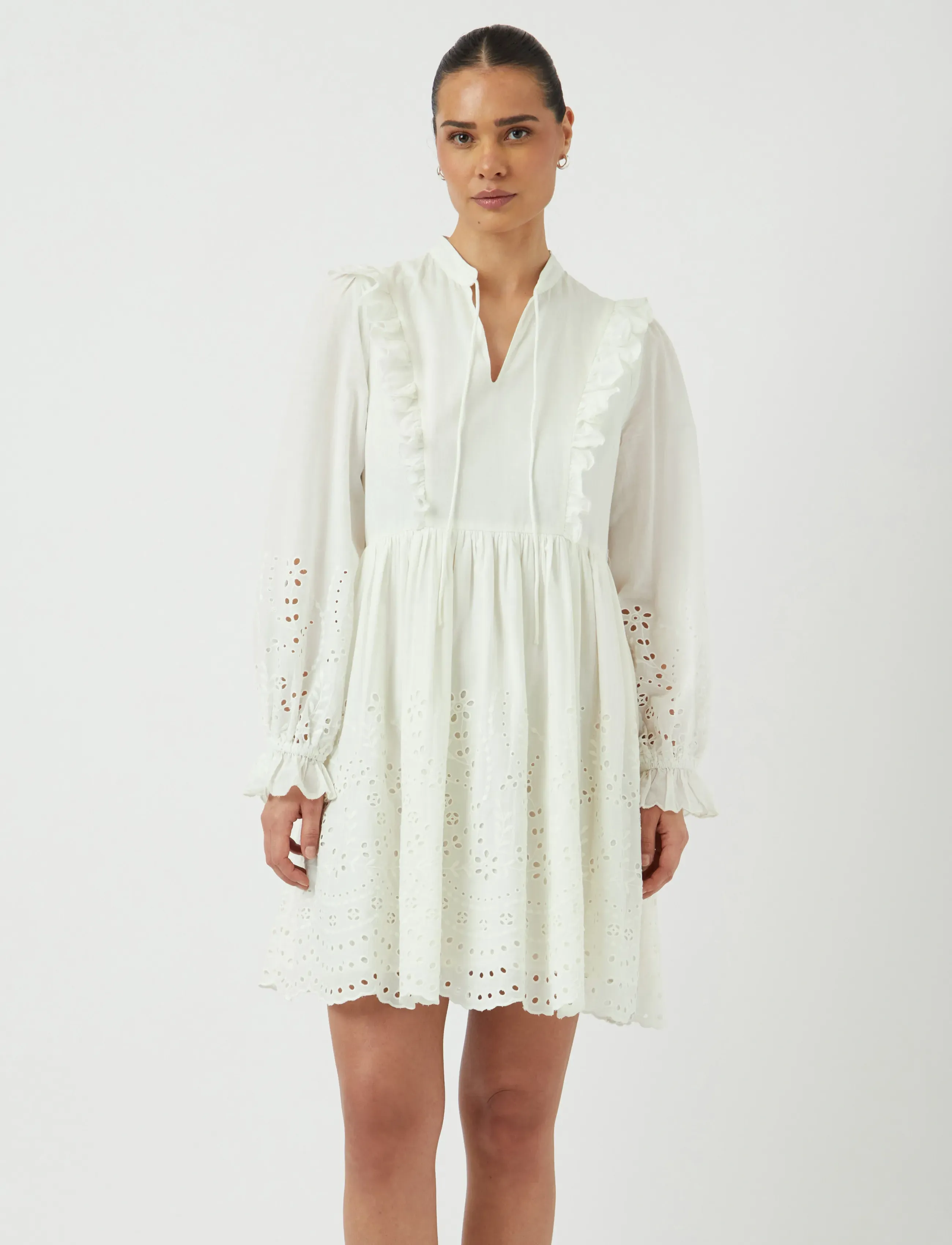 YAS luma Ls Dress S. Noos, Kvinder, Broderie Anglaise Smock Minikjole, Hvid, Str: 40