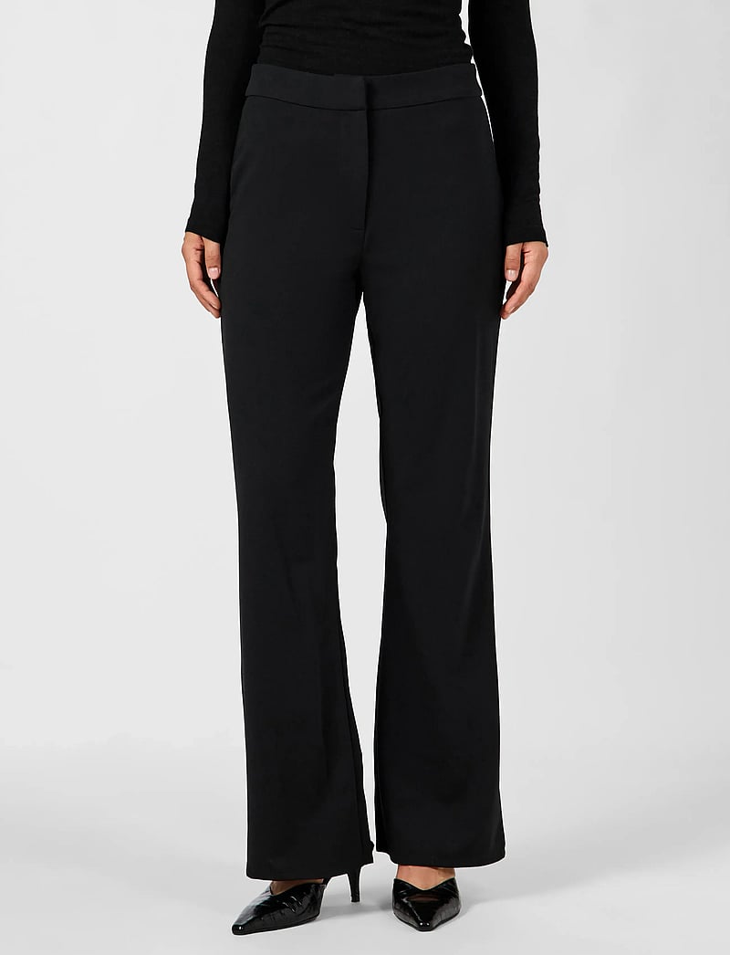 YAS - YASVICTORIA HMW FLARED PANT S. NOOS - schlaghose - black - 0