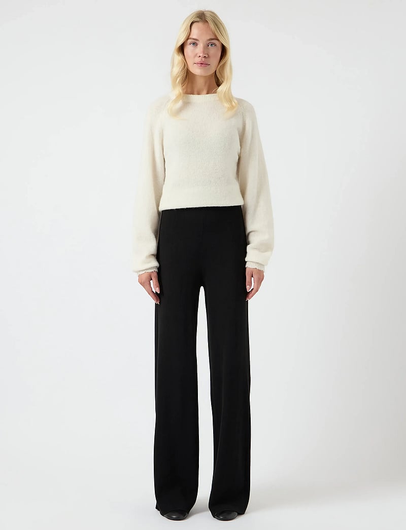 YAS - YASFONNY HW KNIT PANT S. NOOS - hosen mit weitem bein - black - 3