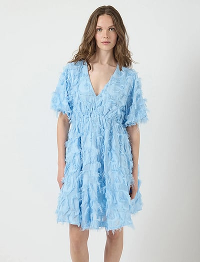 Blue Party Dresses special offers for women at Boozt.com Blue Party Dresses special offers for women at Boozt.com