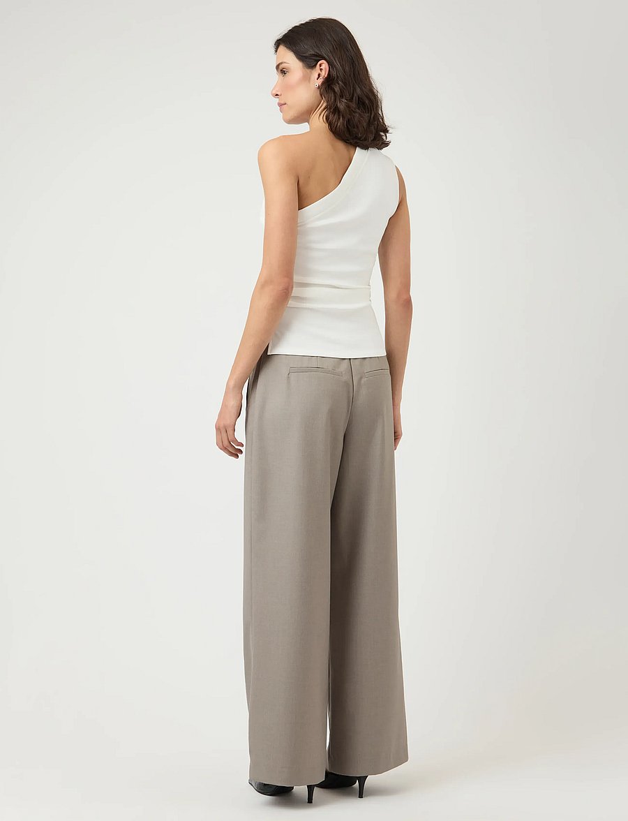 YAS - YASVENICE ONE SHOULDER TOP - Ärmellose tops - star white - 3