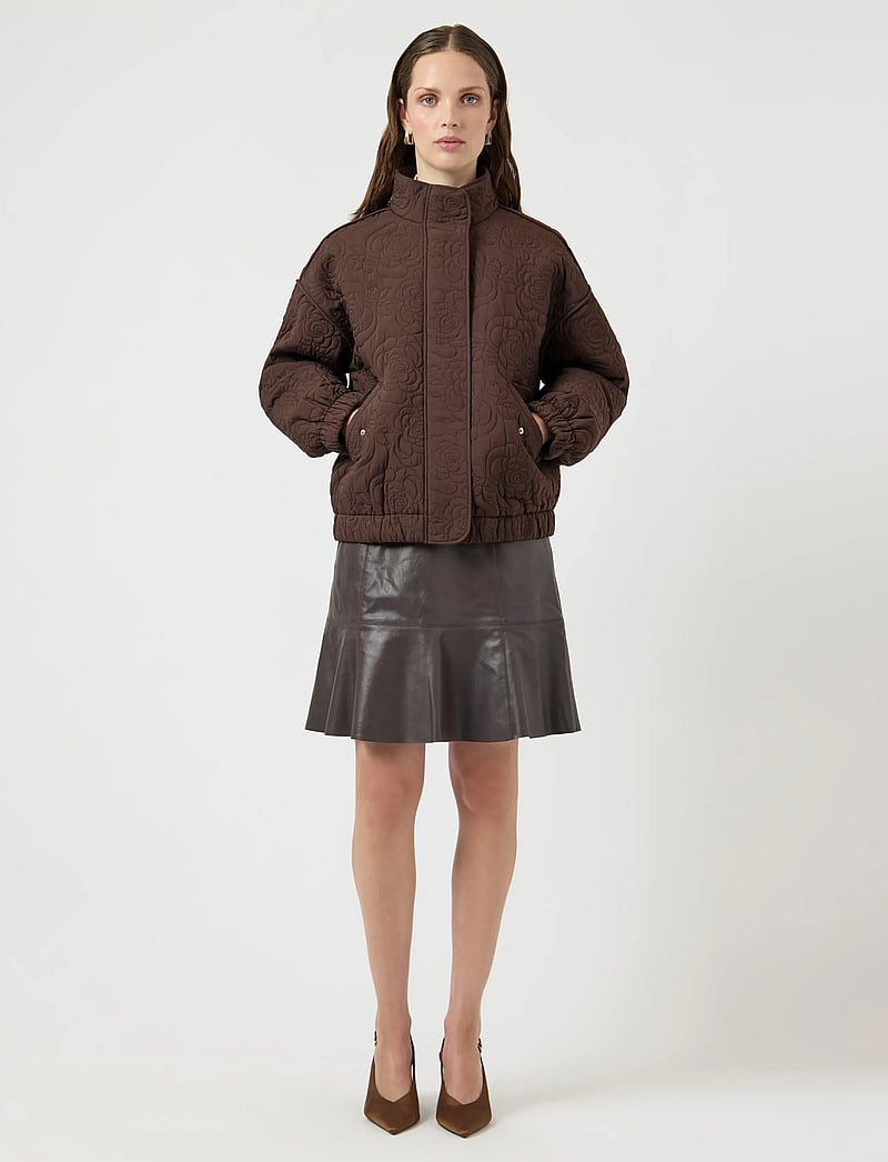 YAS - YASFIPURA LS QUILTED JACKET S. NOOS - vårjackor - chocolate brown - 4