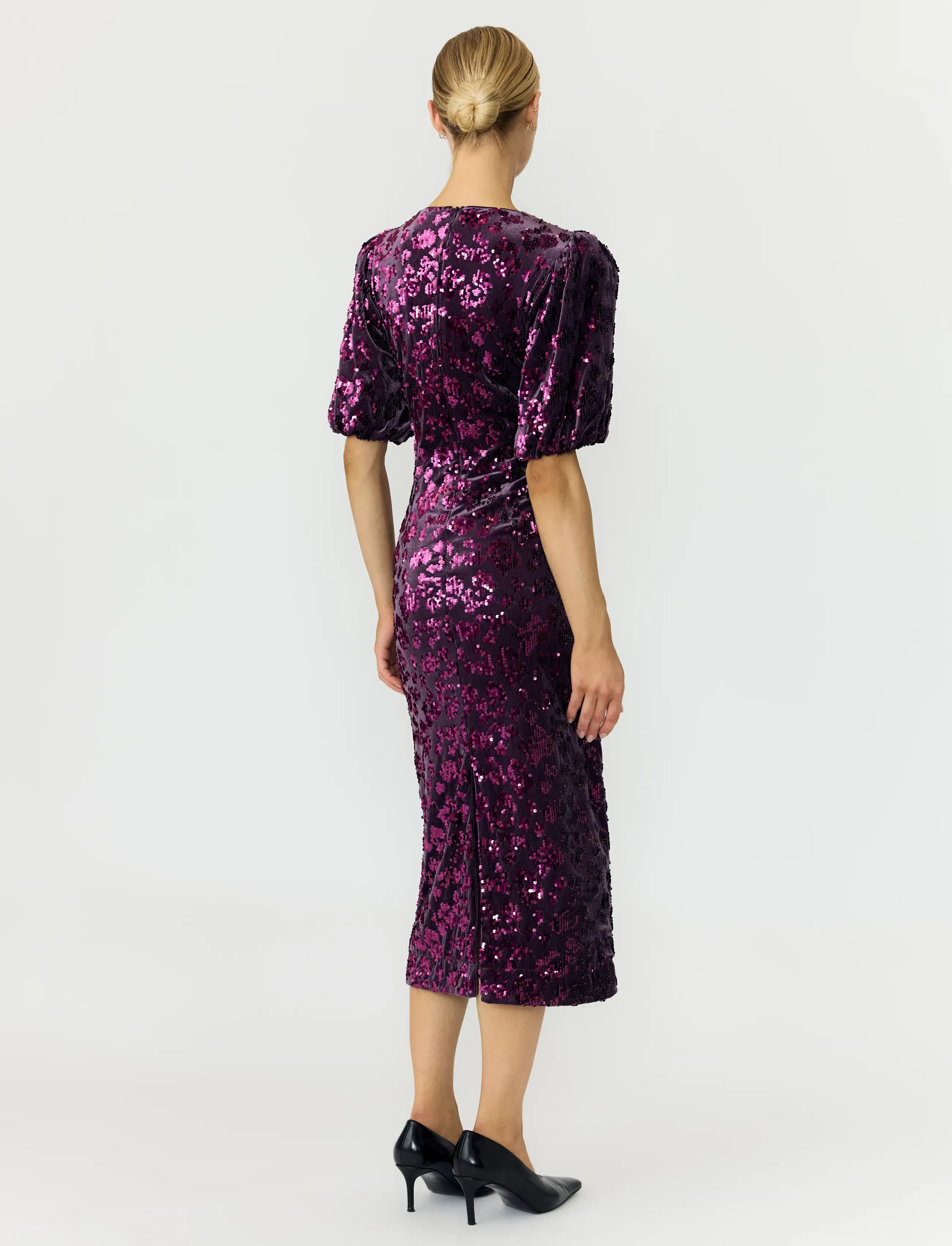 YAS Yassofie 2/4 Sequin Midi Dress S. Noos festklänningar dam – bild 2