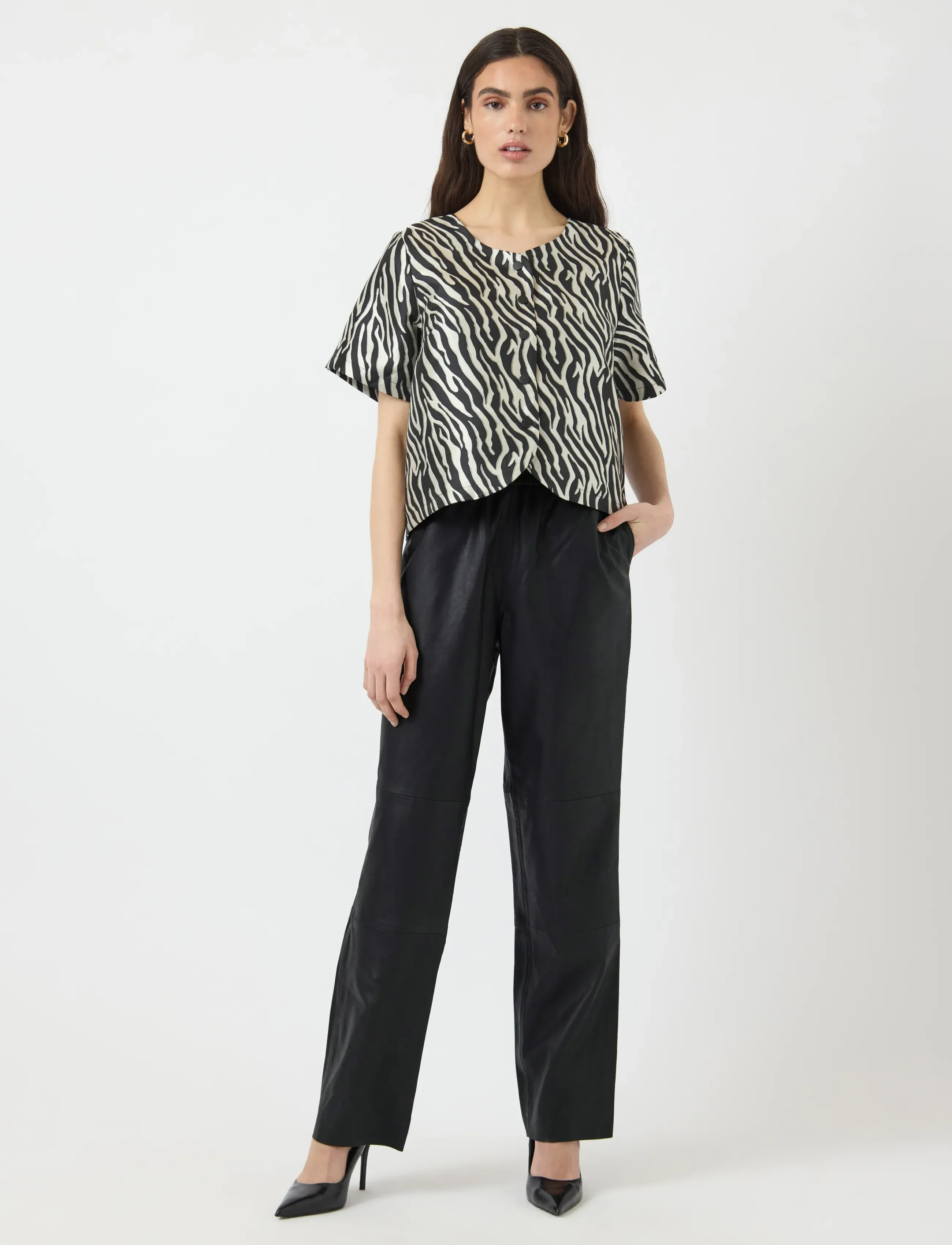 YAS - YASSOPHIE HW LEATHER PANTS NOOS - Ādas bikses - black - 4