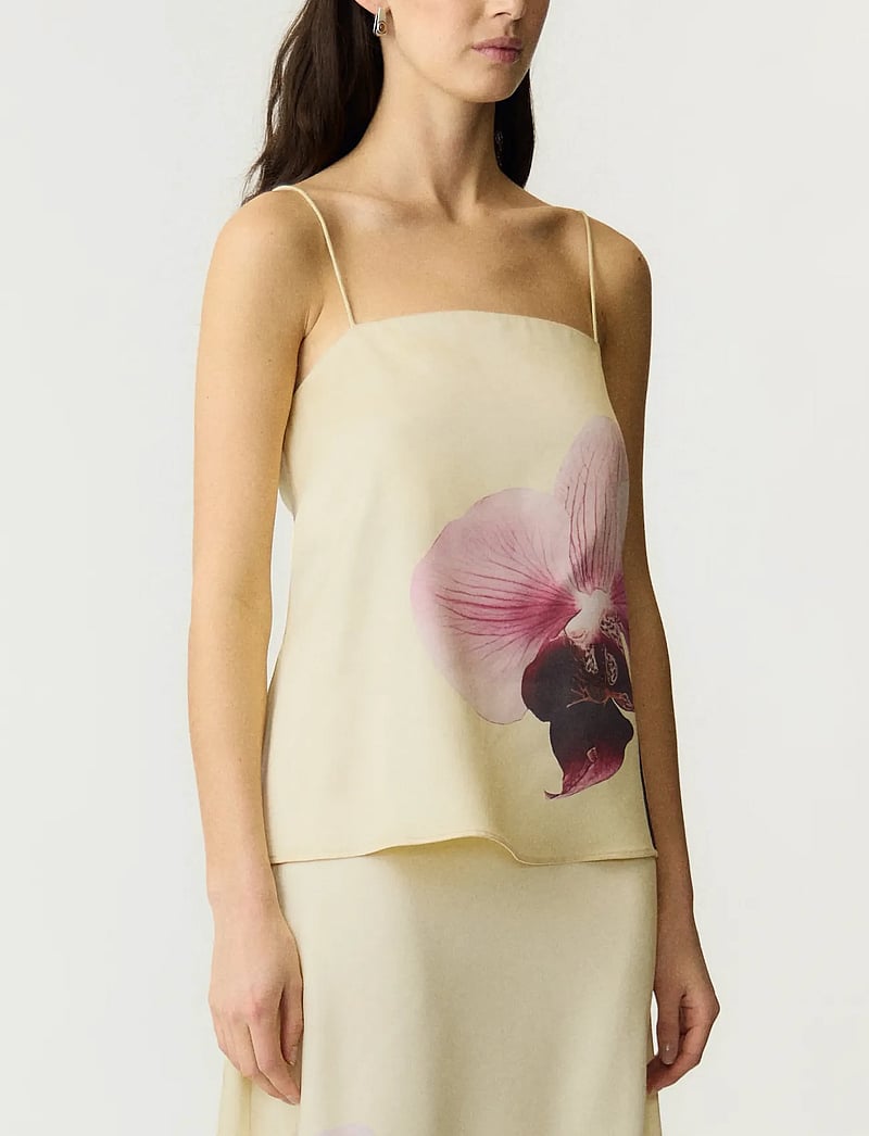 YAS - YASORCHIDA SATIN SINGLET TOP S. - SHOW - tanktops - anise flower - 5