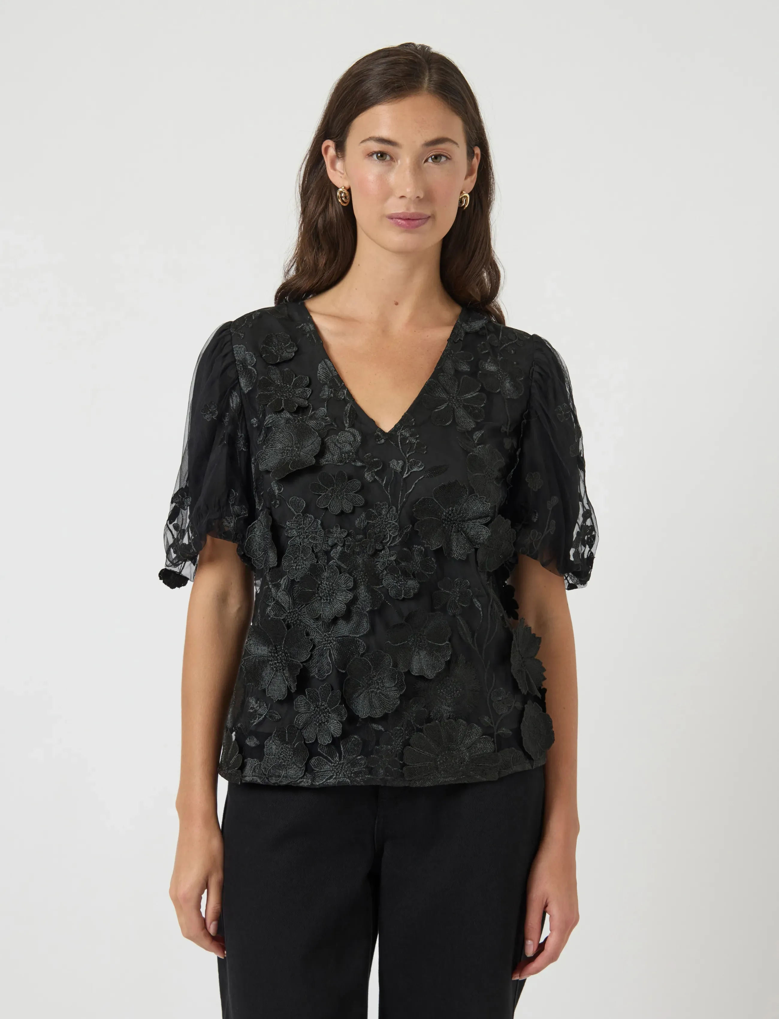 YAS flowering Ss V-Neck Top D2D, 34, Blouses, Schwarz - Short-sleeved, Frauen