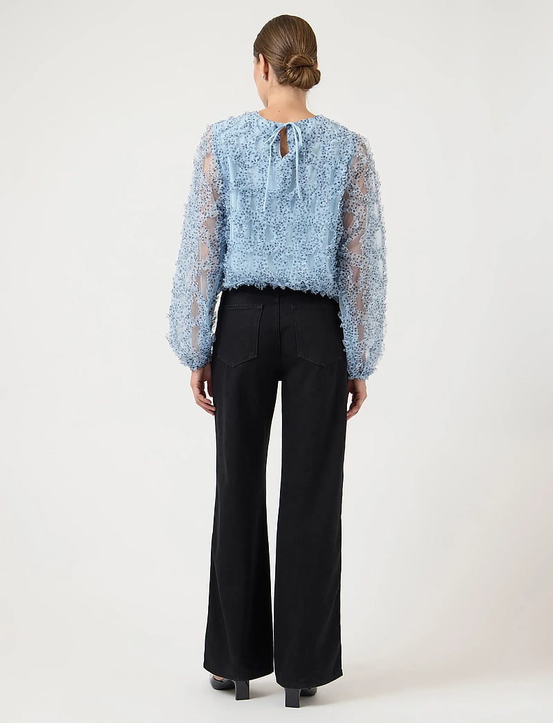 YAS - YASTULLI LS TOP - D2D - long sleeved blouses - skyway - 3