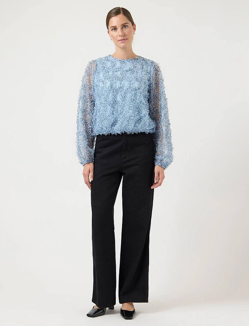 YAS - YASTULLI LS TOP - D2D - long sleeved blouses - skyway - 4