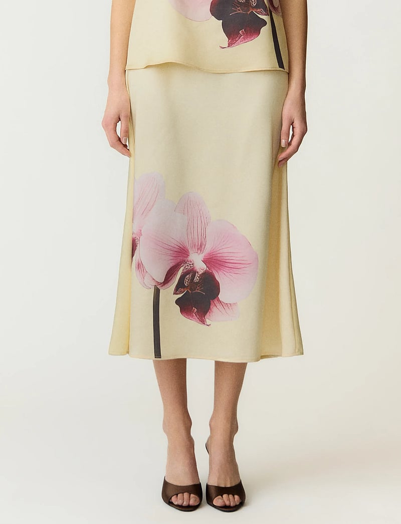 YAS - YASORCHIDA SATIN MIDI SKIRT S. - SHOW - satinnederdele - anise flower - 0