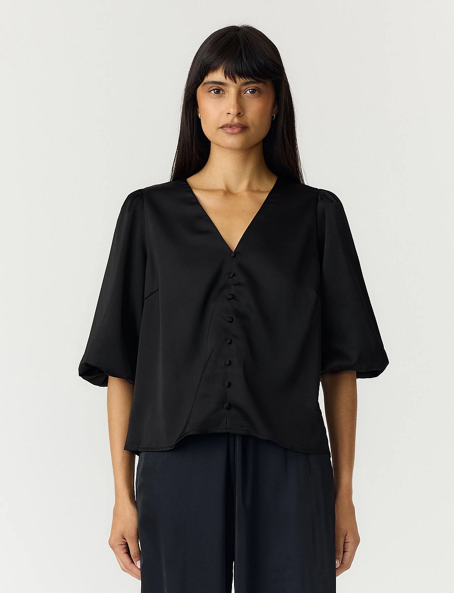 YAS - YASPELLA 2/4 V-NECK TOP S. NOOS - kurzärmelige blusen - black - 0