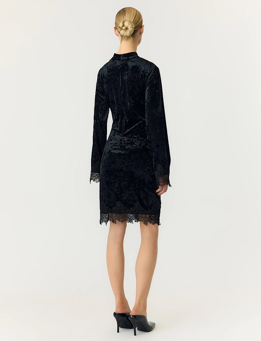 YAS - YASVELLIA LS SHORT LACE DRESS.- SHOW - black - 3