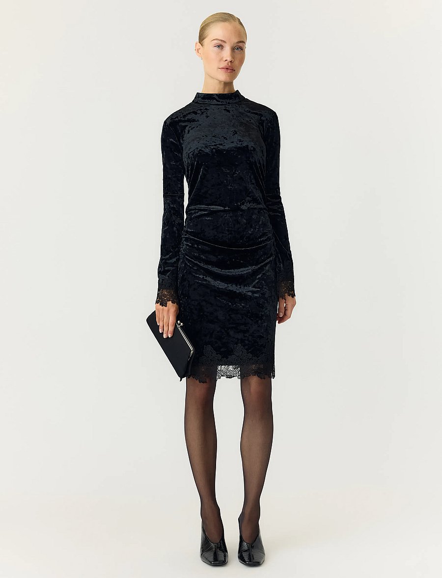 YAS - YASVELLIA LS SHORT LACE DRESS.- SHOW - black - 5