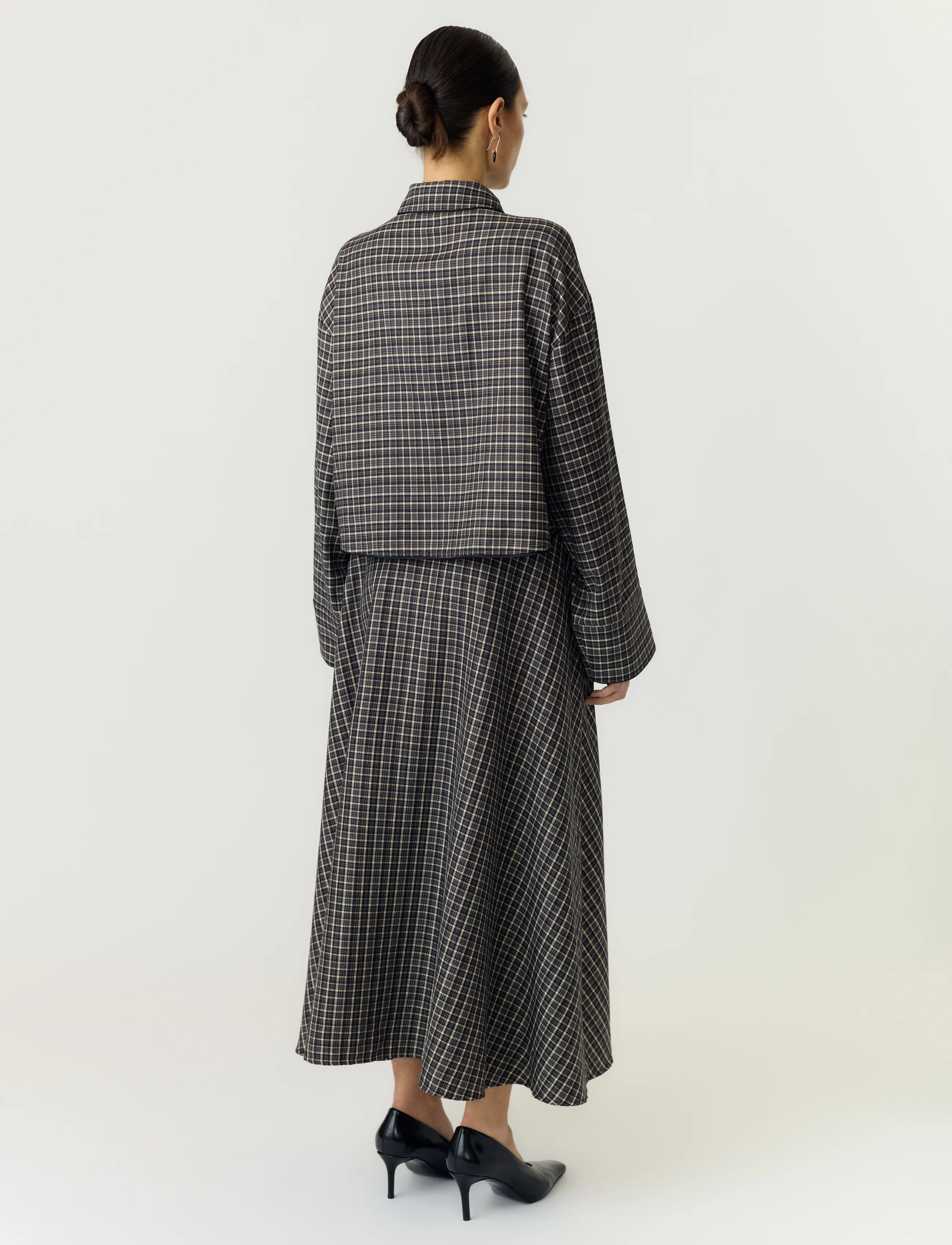 YAS - YASTULVA LS SHORT SHIRT S. - långärmade skjortor - black - 3