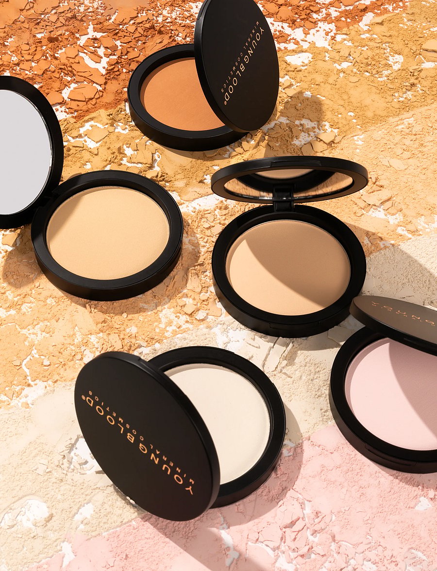 Youngblood Mineral Cosmetics - YB Pressed Mineral Rice Setting Powder - bliv klar til date night - pink/brightening - 0