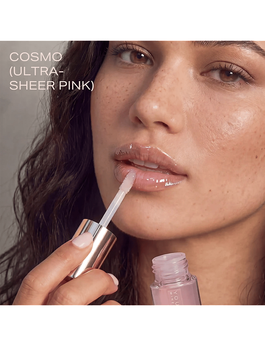 Youngblood Mineral Cosmetics - YB EverGlow™ Peptide Plumping Lip Oil - bliv klar til date night - cosmo - 2