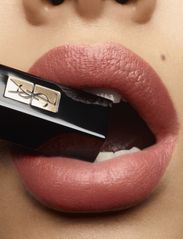 Yves Saint Laurent - The Slim Velvet Radical Lipstick - läppstift - 301 - 4