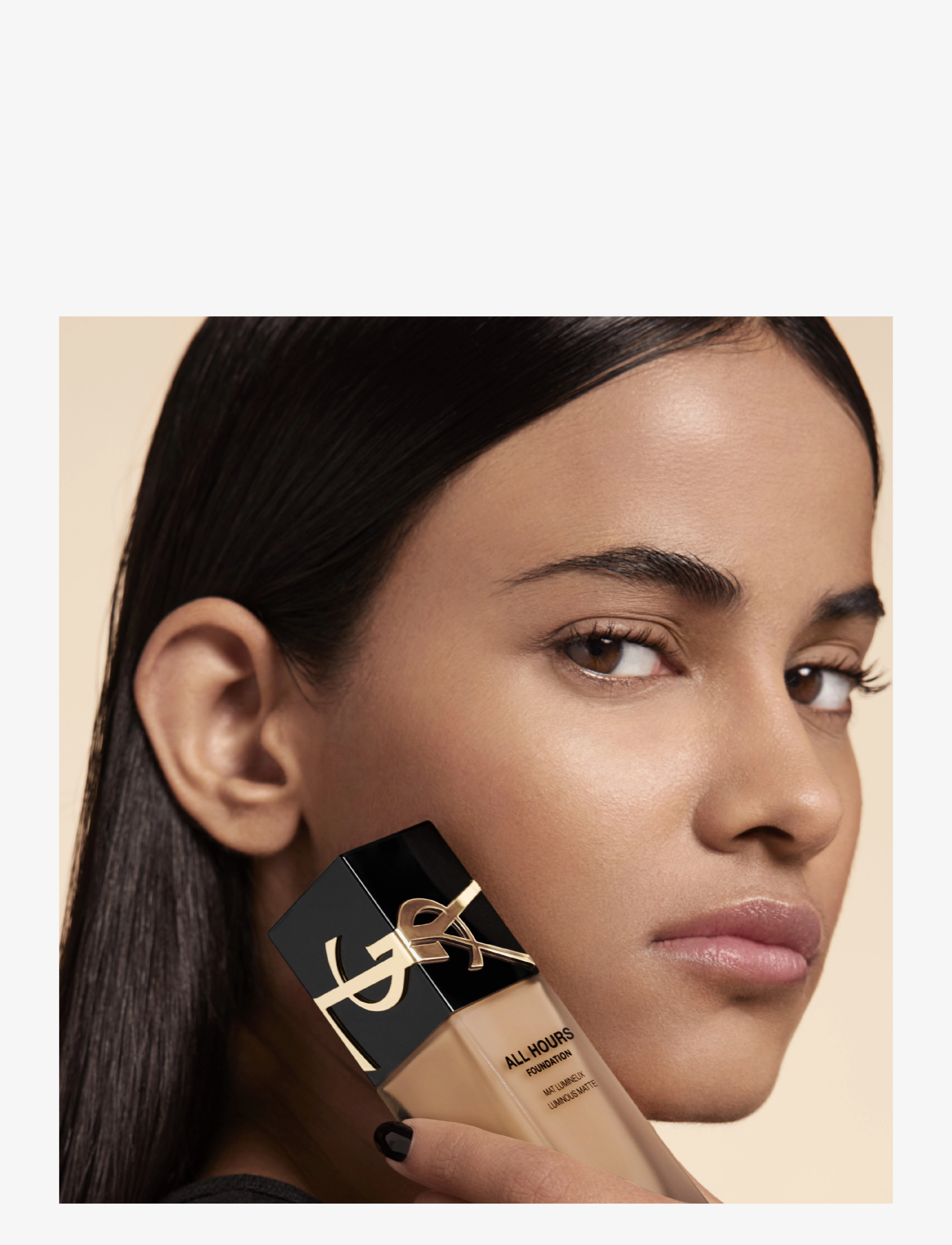Yves Saint Laurent - Yves Saint Laurent All Hours Foundation MN10 - smink - mediumm n10 - 1