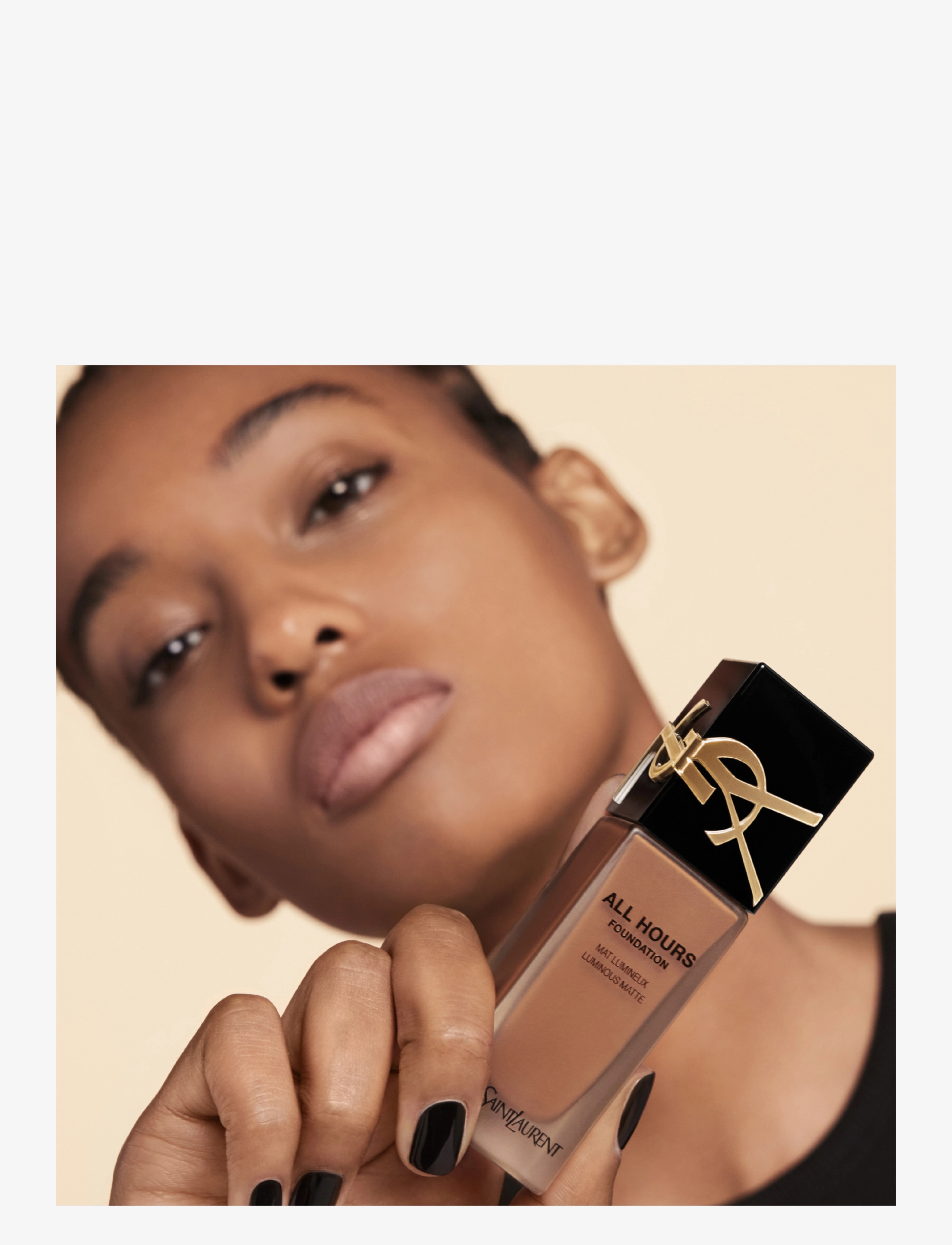 Yves Saint Laurent - Encre de Peau - All Hours - makeup - dark dn5 - 1