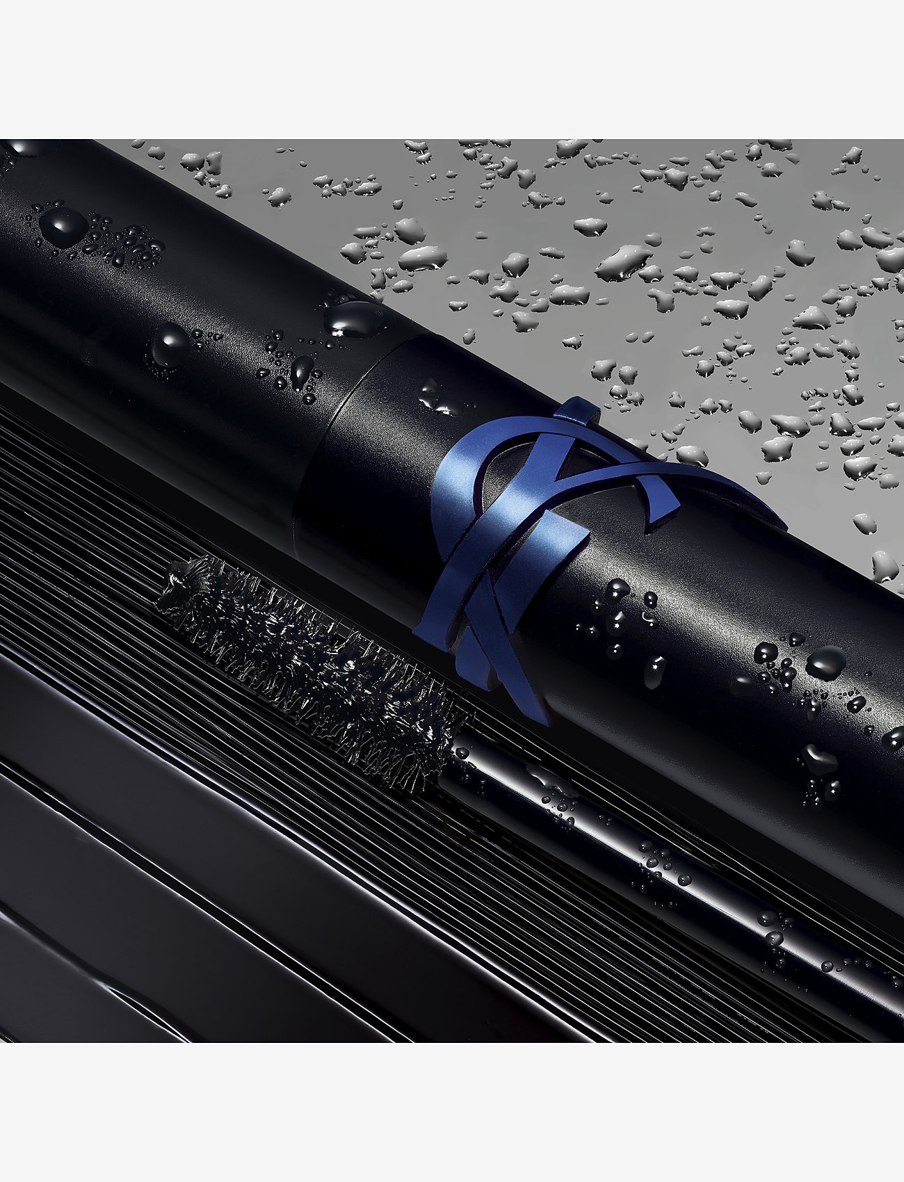 Yves Saint Laurent - YVES SAINT LAURENT LASH CLASH WATERPROOF EXTREME VOLUME MASCARA - smink - clear - 3