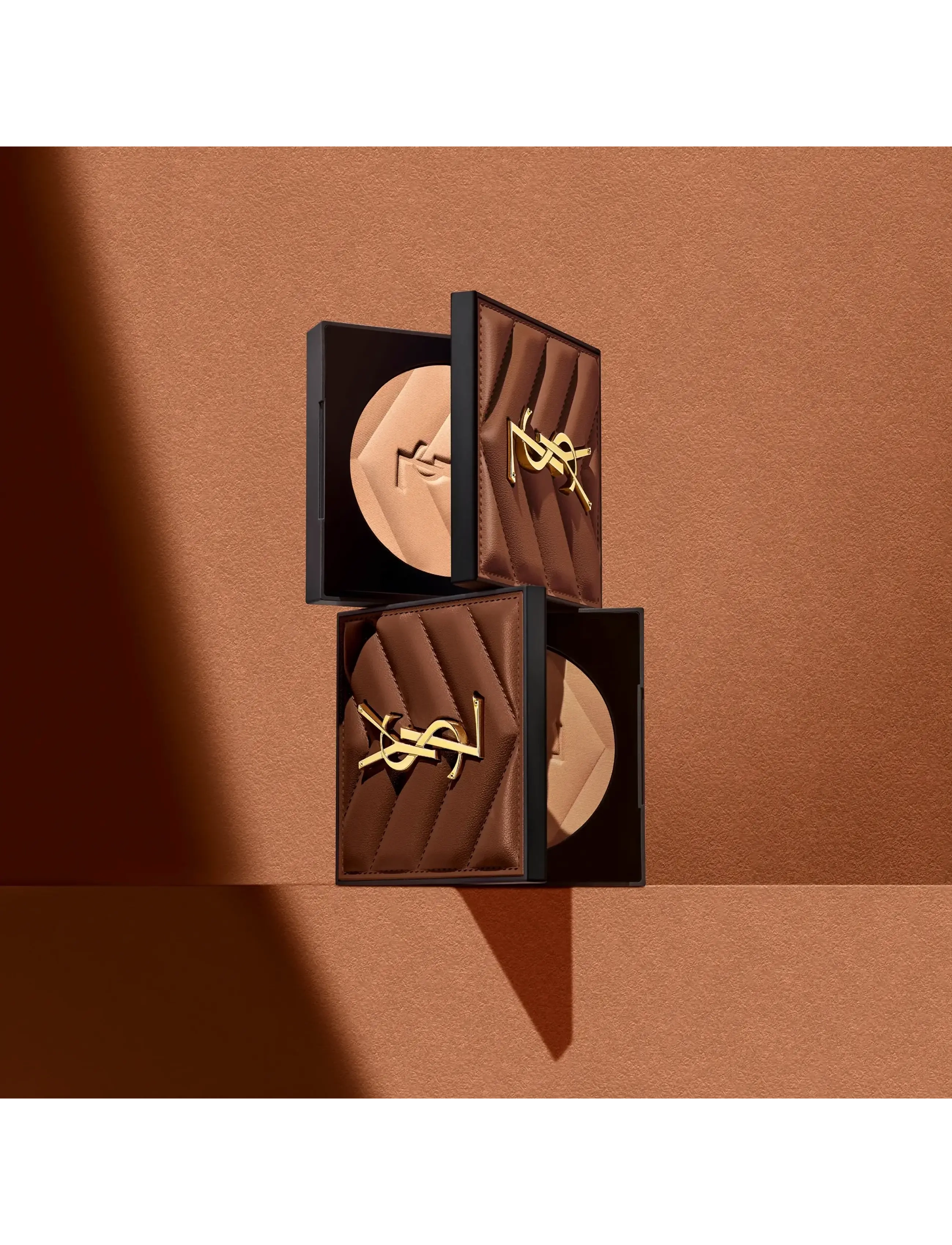 Yves Saint Laurent Ysl All Hours Hyper Finish Powder puder, rouge & highlighter dam – bild 5