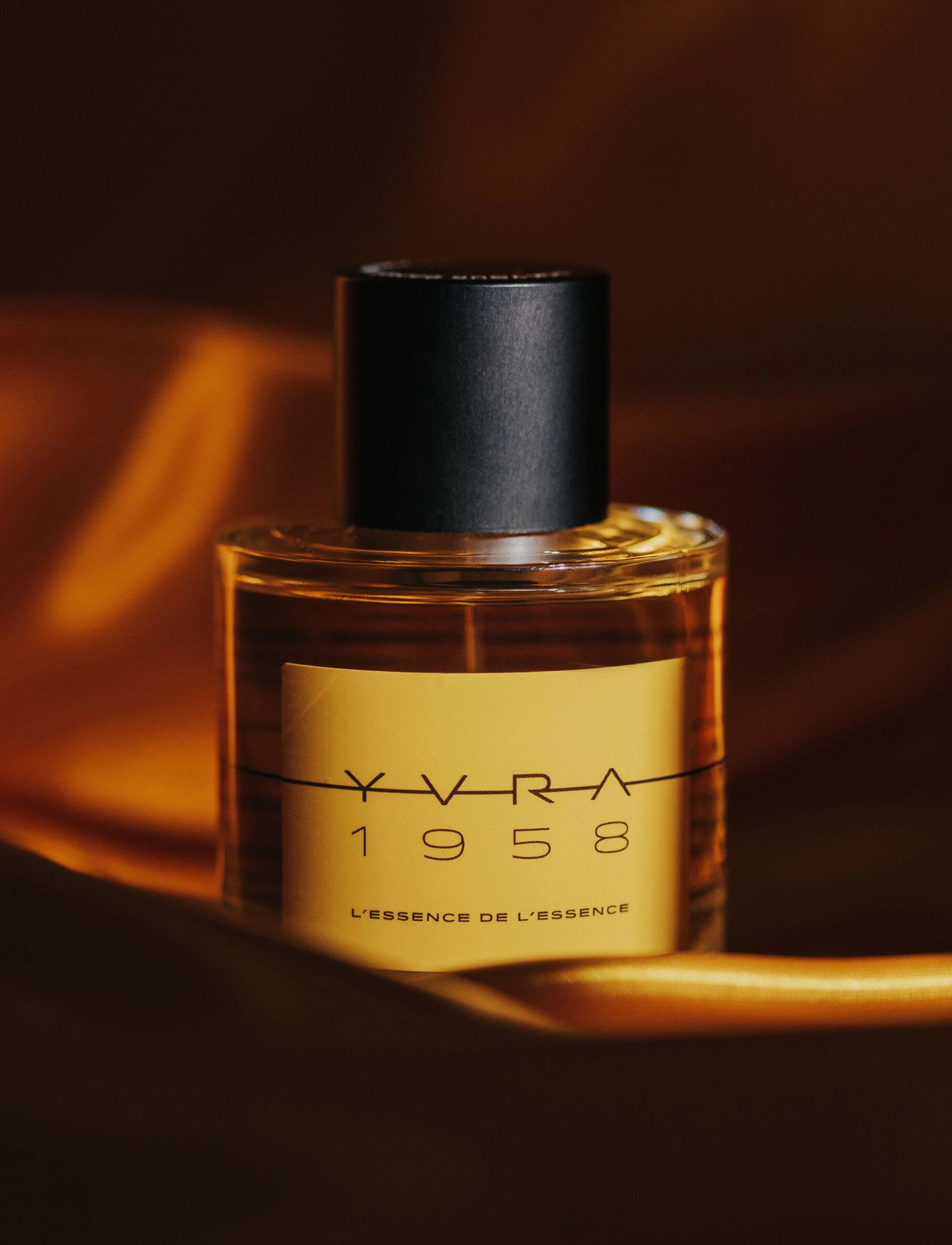 YVRA Yvra 1958 - L'essence De L'essence, 100 ml, Nude, Parfume > Eau De Parfum, Herre