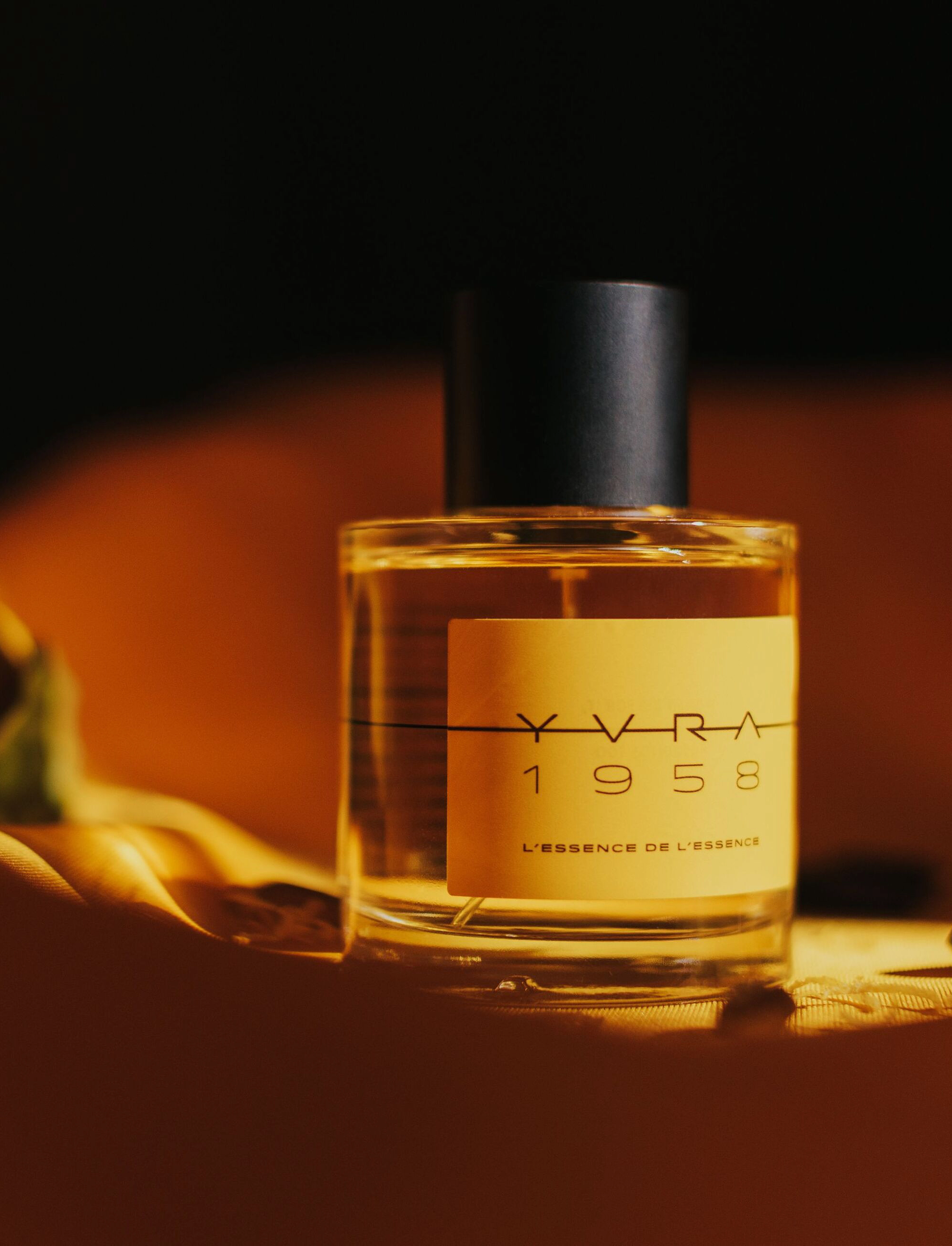 YVRA - YVRA 1958 - L'Essence de L'Essence - til ham  - clear - 4