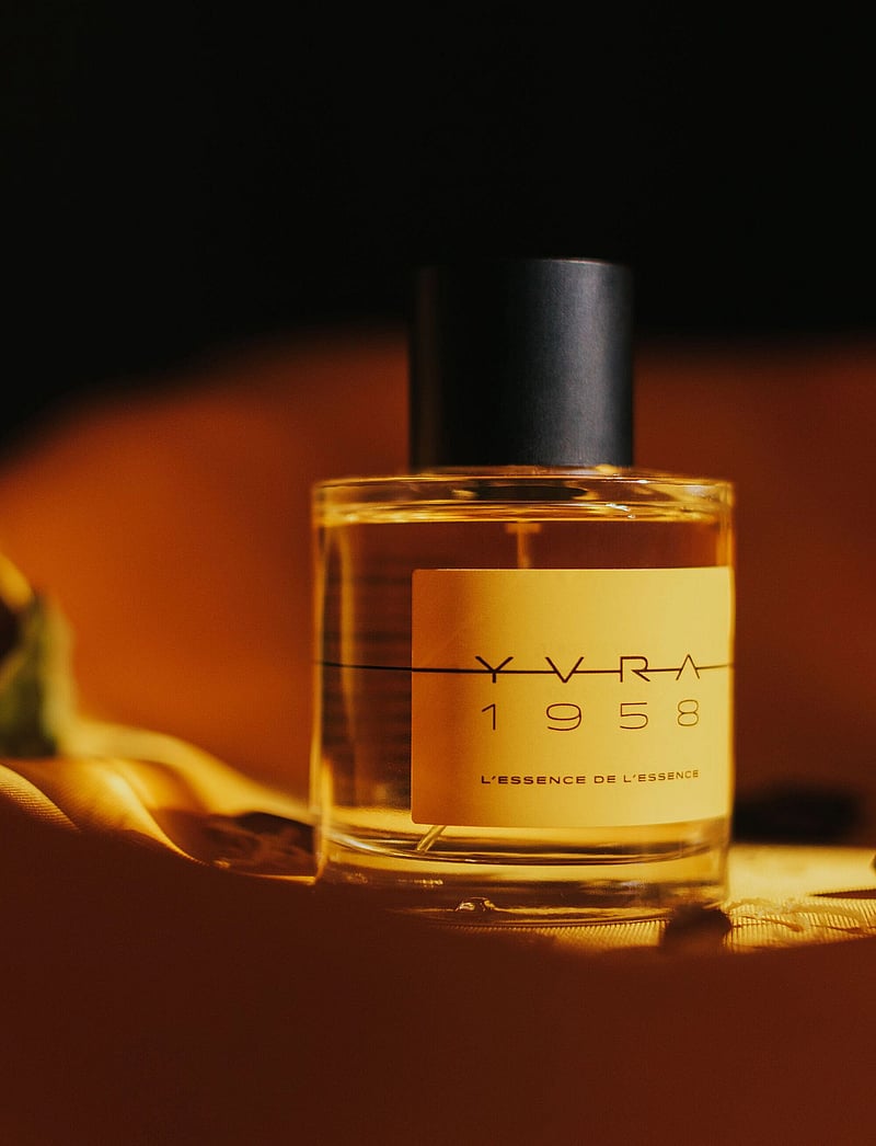 YVRA - YVRA 1958 - L'Essence de L'Essence - meestele - clear - 4