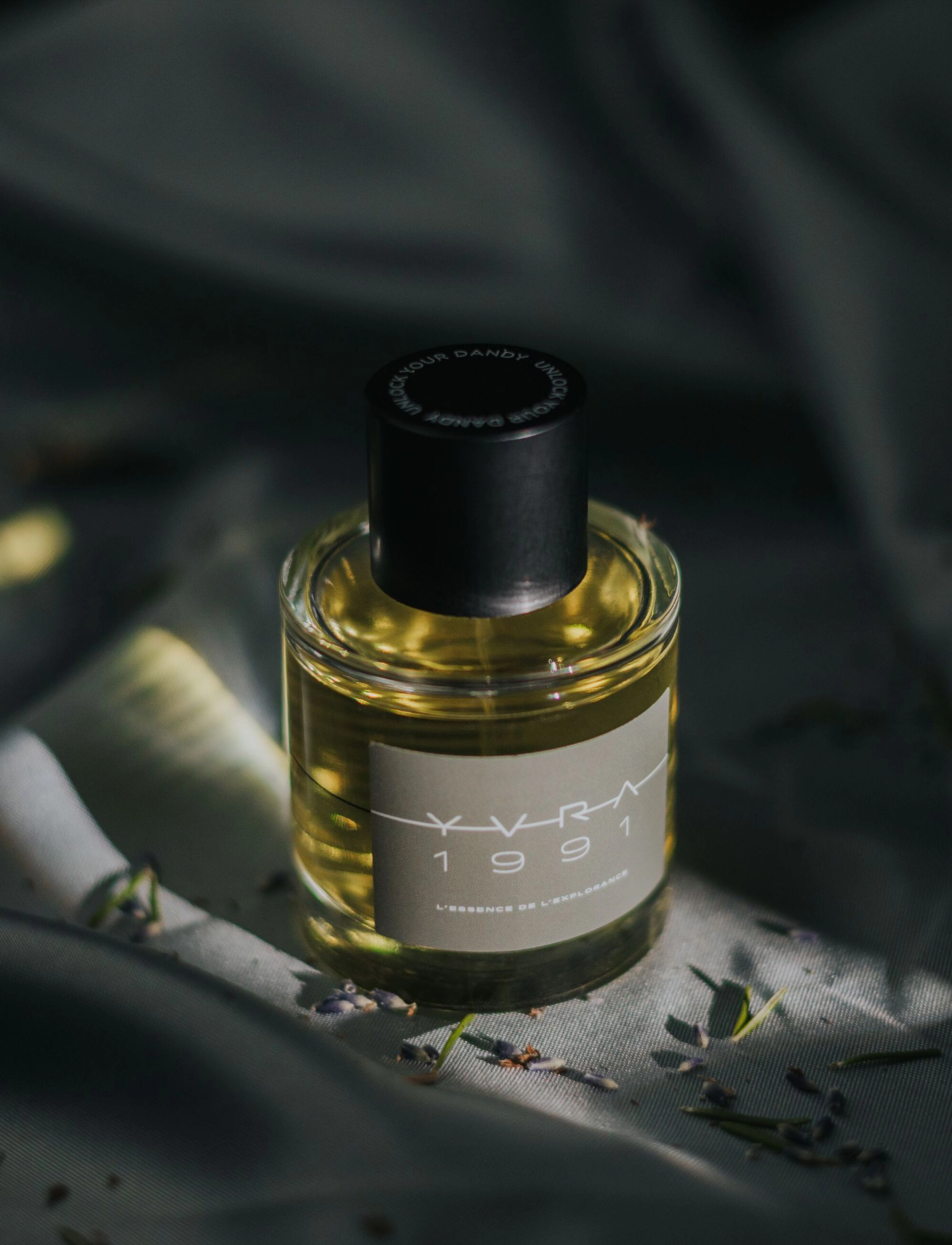 YVRA - YVRA 1991 - L'Essence de L'Explorance - till honom  - clear - 3