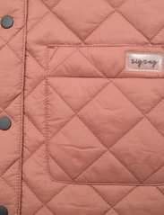 ZigZag - Maggie Long Quilted Vest - barn - nutmeg - 3