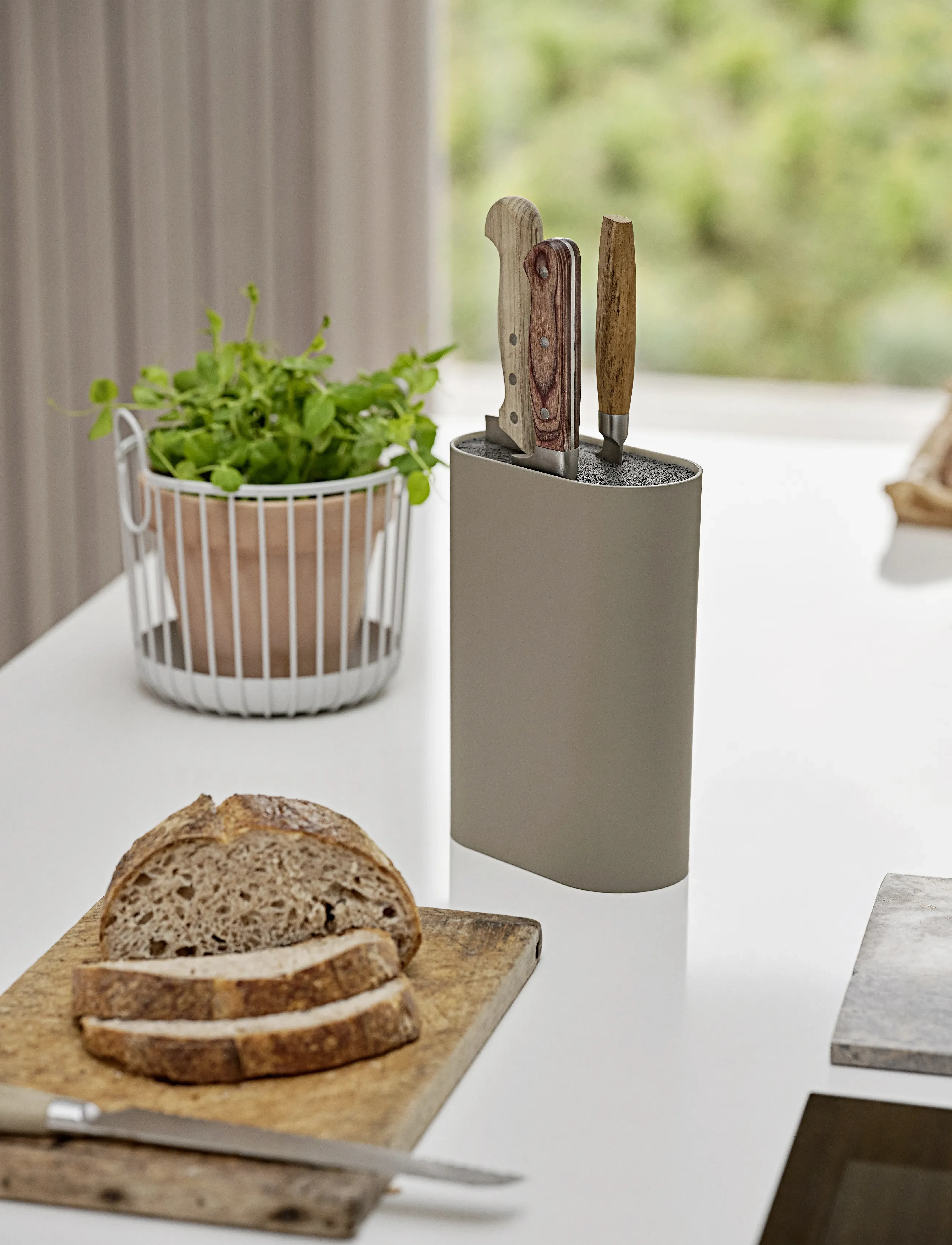 Zone Denmark Knivblok Singles, 16.8X8.7X23.7 cm, Knives & Accessories, Braun - Knife Blocks, Homeware