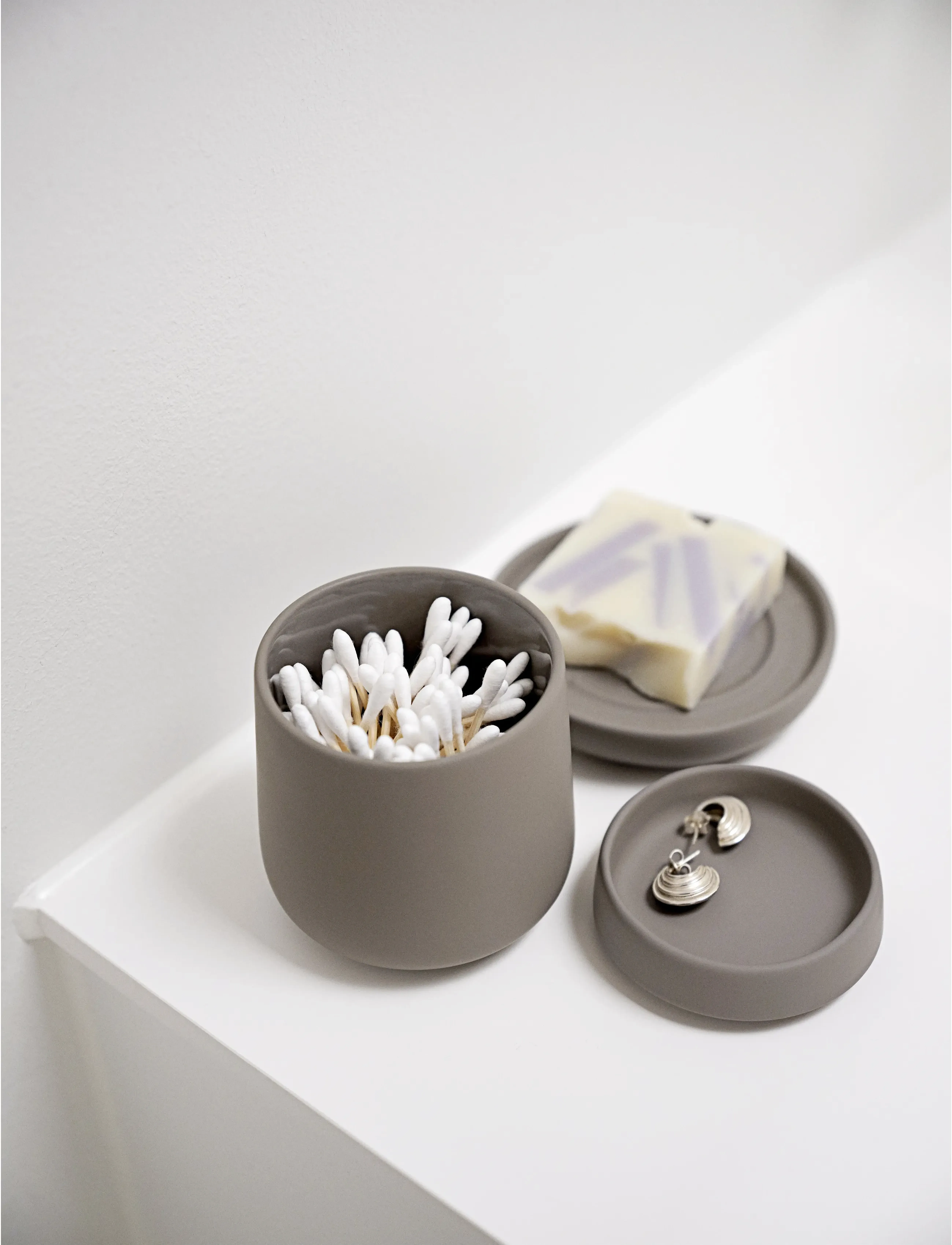 Zone Denmark Krukke Med Låg Nova One, 290 ml, Bathroom Interior, Schwarz - Toothbrush Holder, Homeware