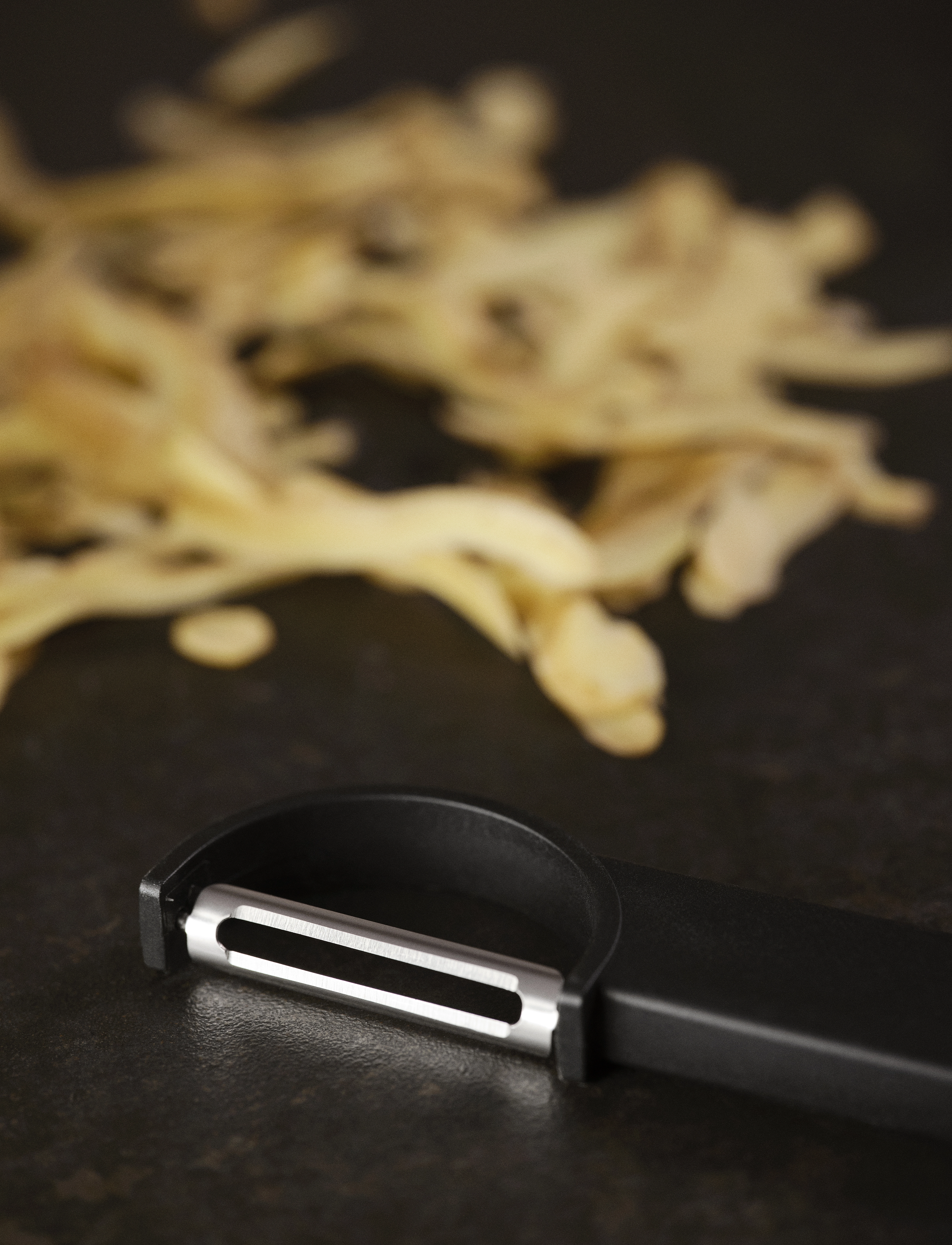 Zone Denmark Grøntsagsskræller Singles, 3.2 cm, Kitchen Tools, Schwarz - Potato Peeler, Homeware