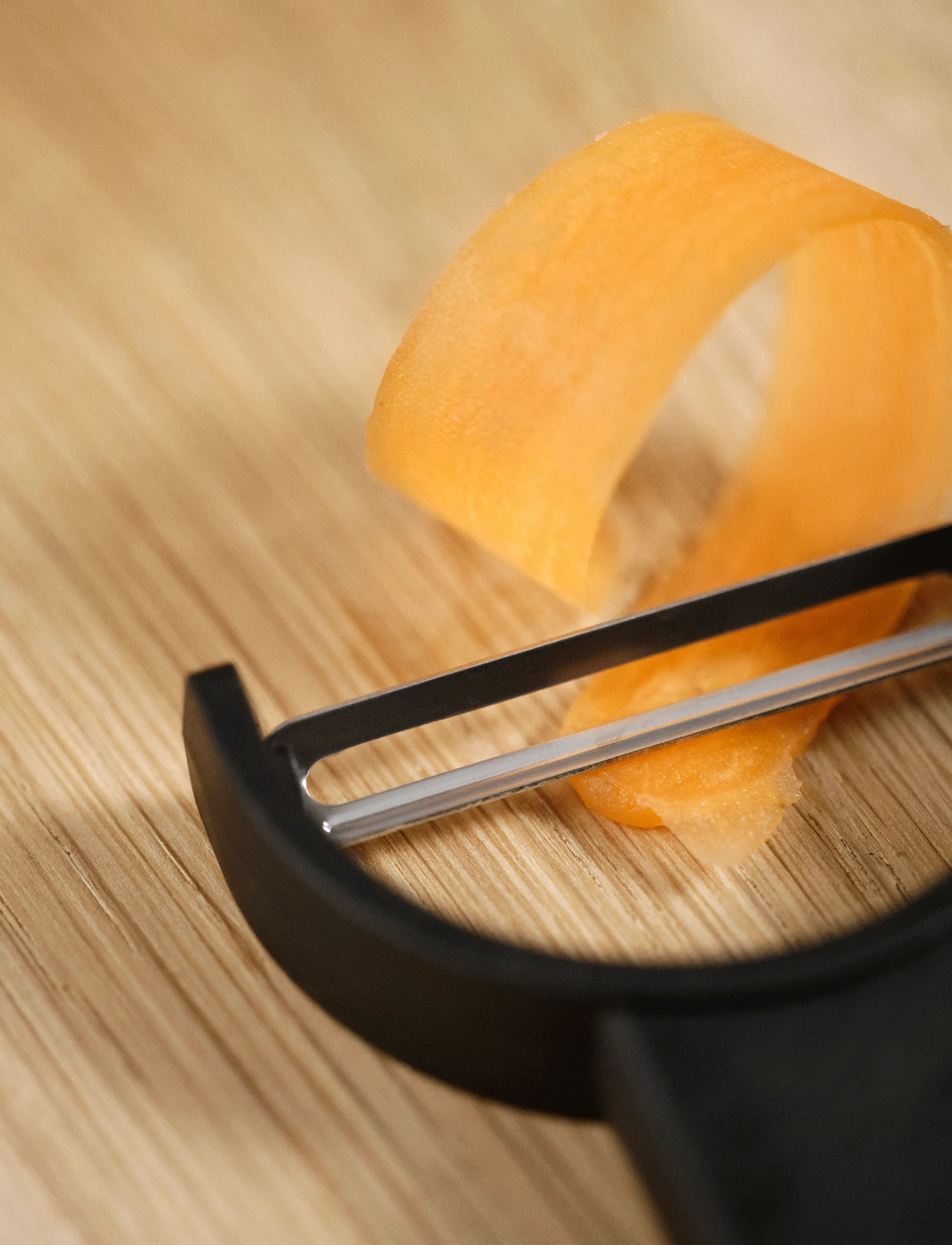 Zone Denmark Grøntsagsskræller Singles, 5.9 cm, Kitchen Tools, Schwarz - Potato Peeler, Homeware