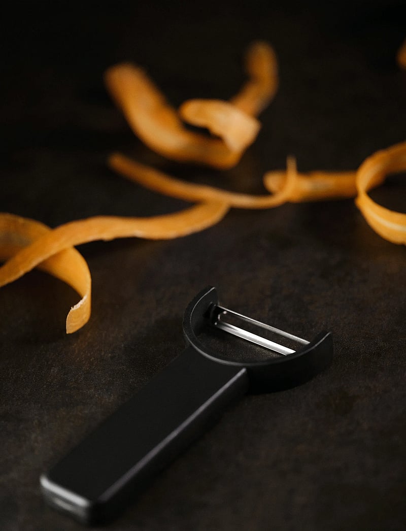 Zone Denmark - Vegetable peeler Singles - die niedrigsten preise - black - 4