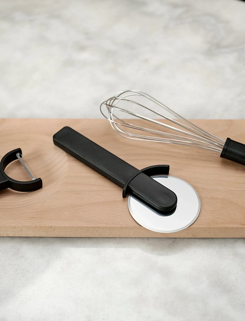 Zone Denmark - Vegetable peeler Singles - die niedrigsten preise - black - 5