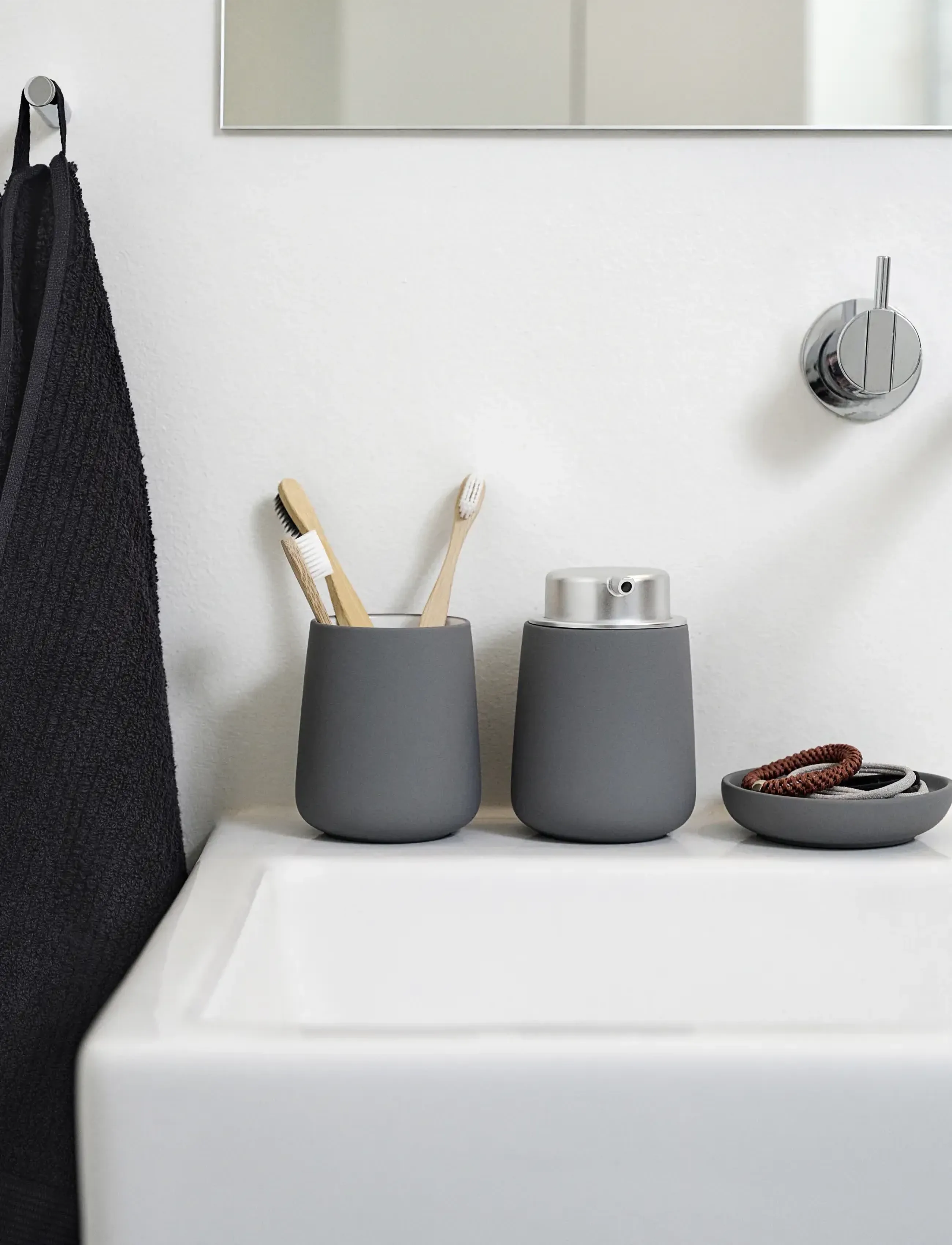 Zone Denmark Tandbørstekrus Nova Grey, 8X 10 cm x 8, Bathroom Interior, Grau - Toothbrush Holder, Homeware