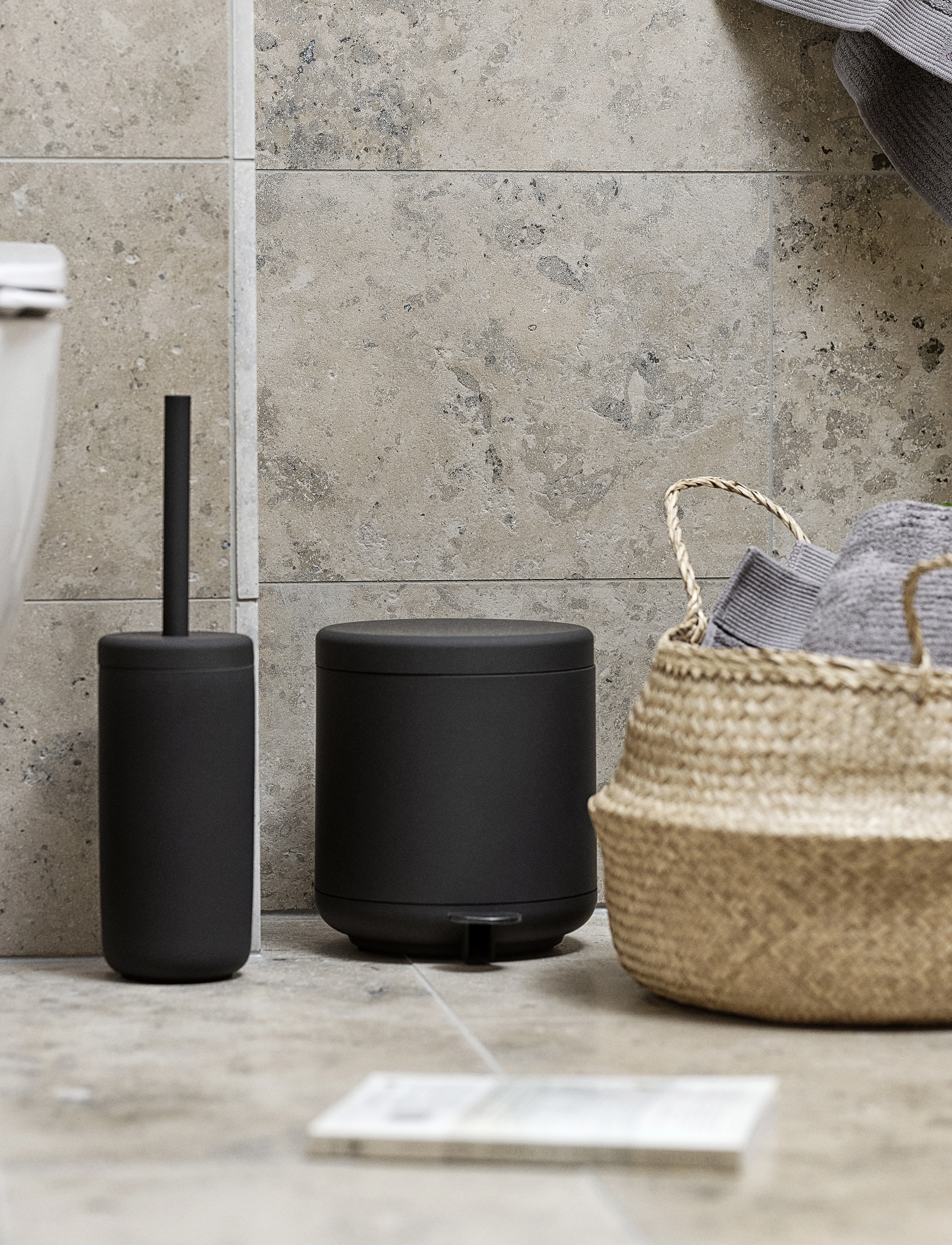 Zone Denmark Pedalspand Ume, 19.5X 22 cm, Storage, Schwarz - Paper Bins, Homeware