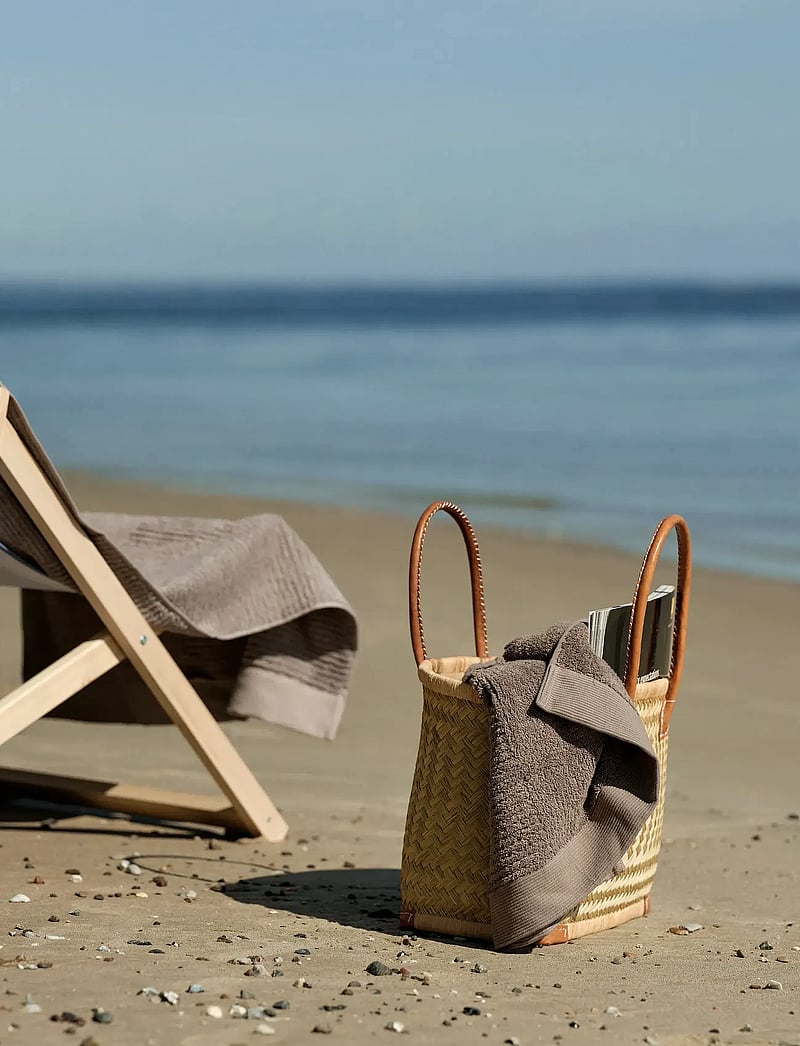 Zone Denmark - Bath towel Classic - die niedrigsten preise - grey - 3