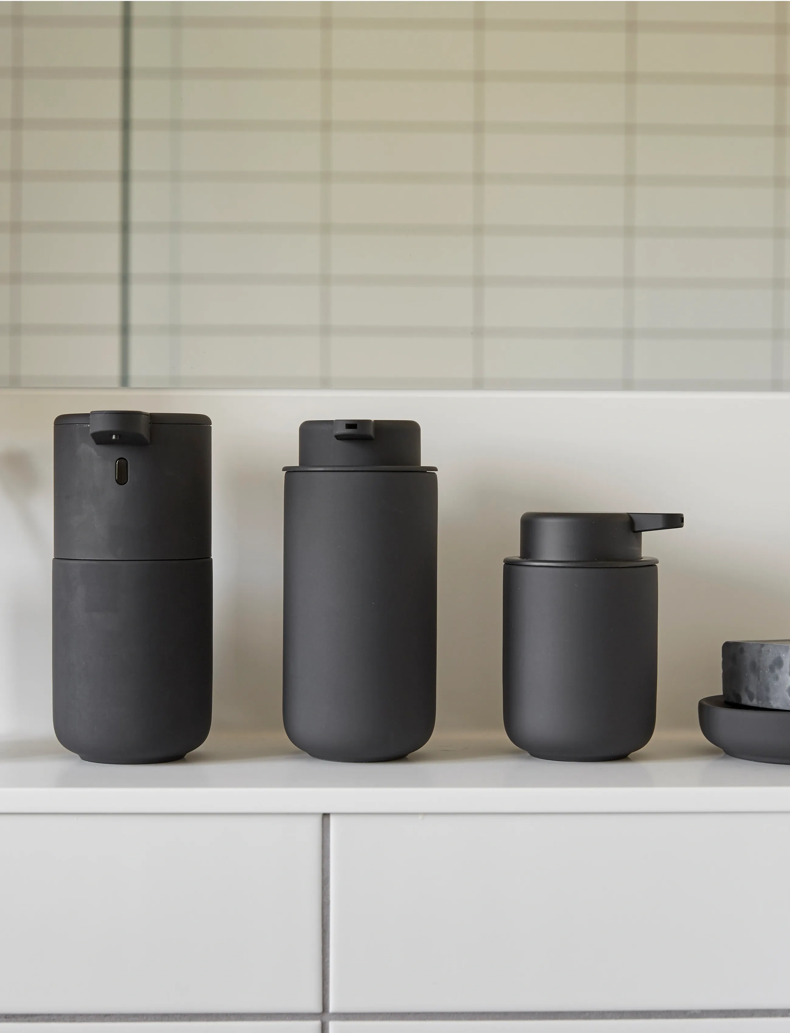 Zone Denmark Sæbedispenser Ume Black H19, One Size, Bathroom Interior, Schwarz - Soap Pumps & Cups, Homeware