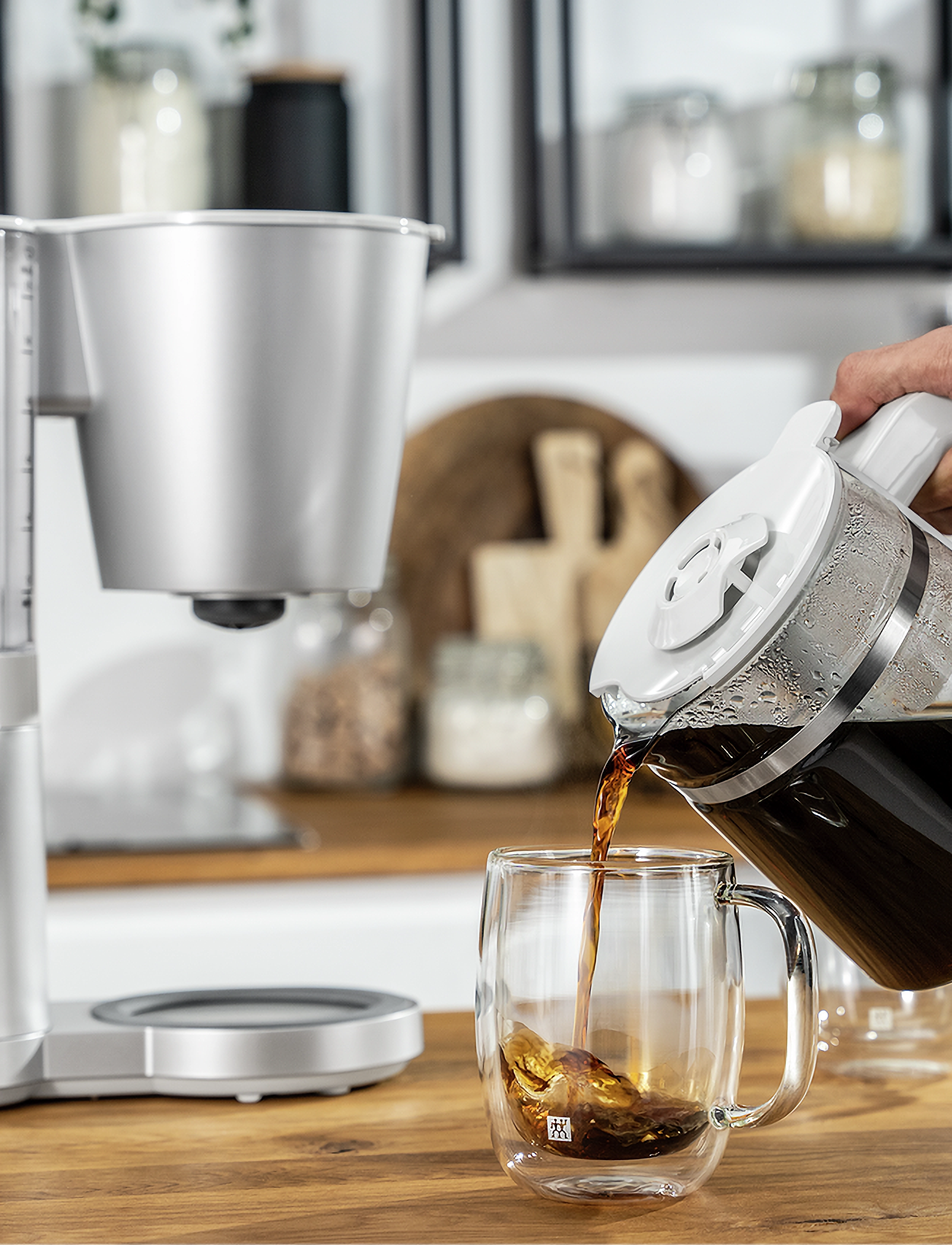 Zwilling - Enfinigy, Drip coffee maker 1.5 l - kohvimasinad - silver-white - 4