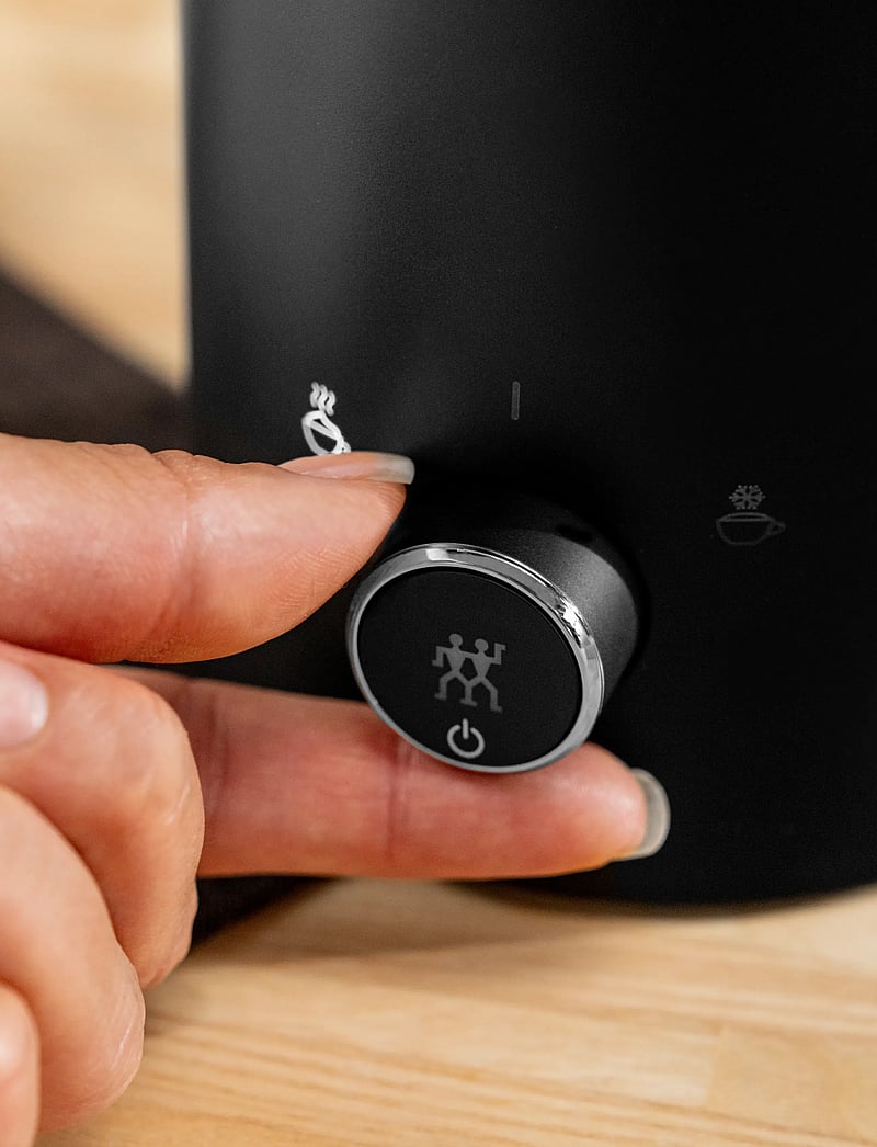 Zwilling - Enfinigy, Milk frother 400 ml - milchschäumer - black - 0