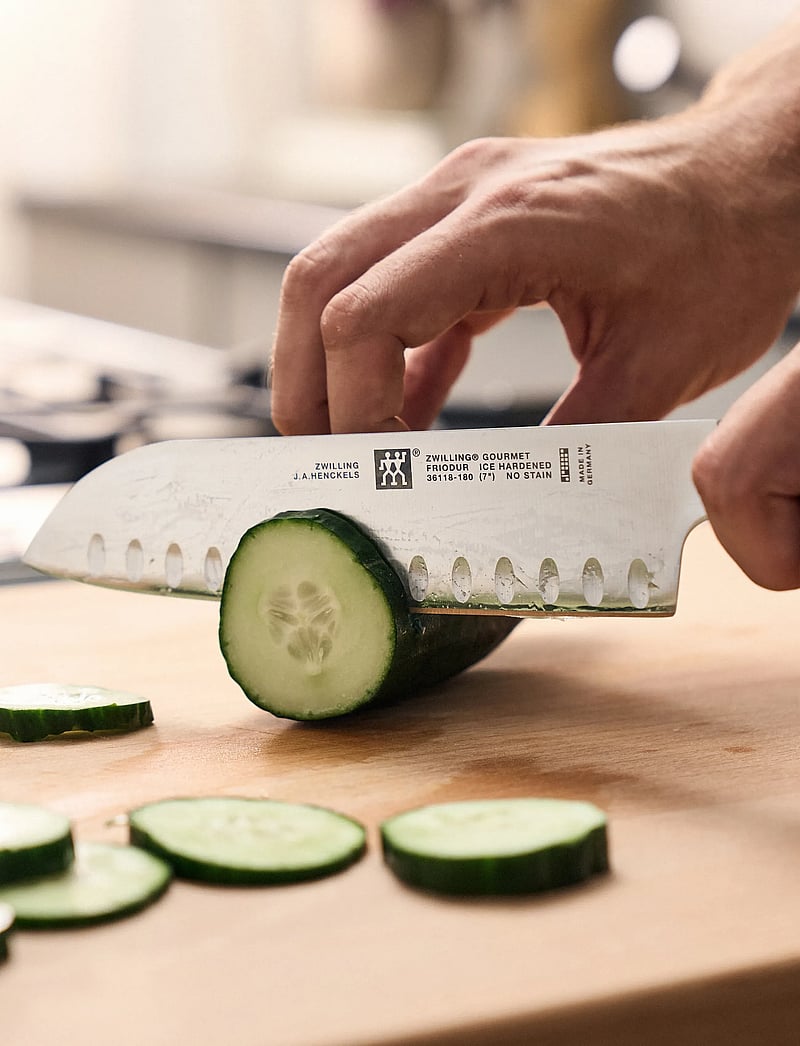 Zwilling - Santoku Japanese Chef's knife - silver, black - 0