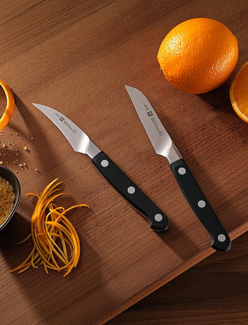 Zwilling - Pro, Vegetable knife 8 cm - gemüsemesser - black - 1