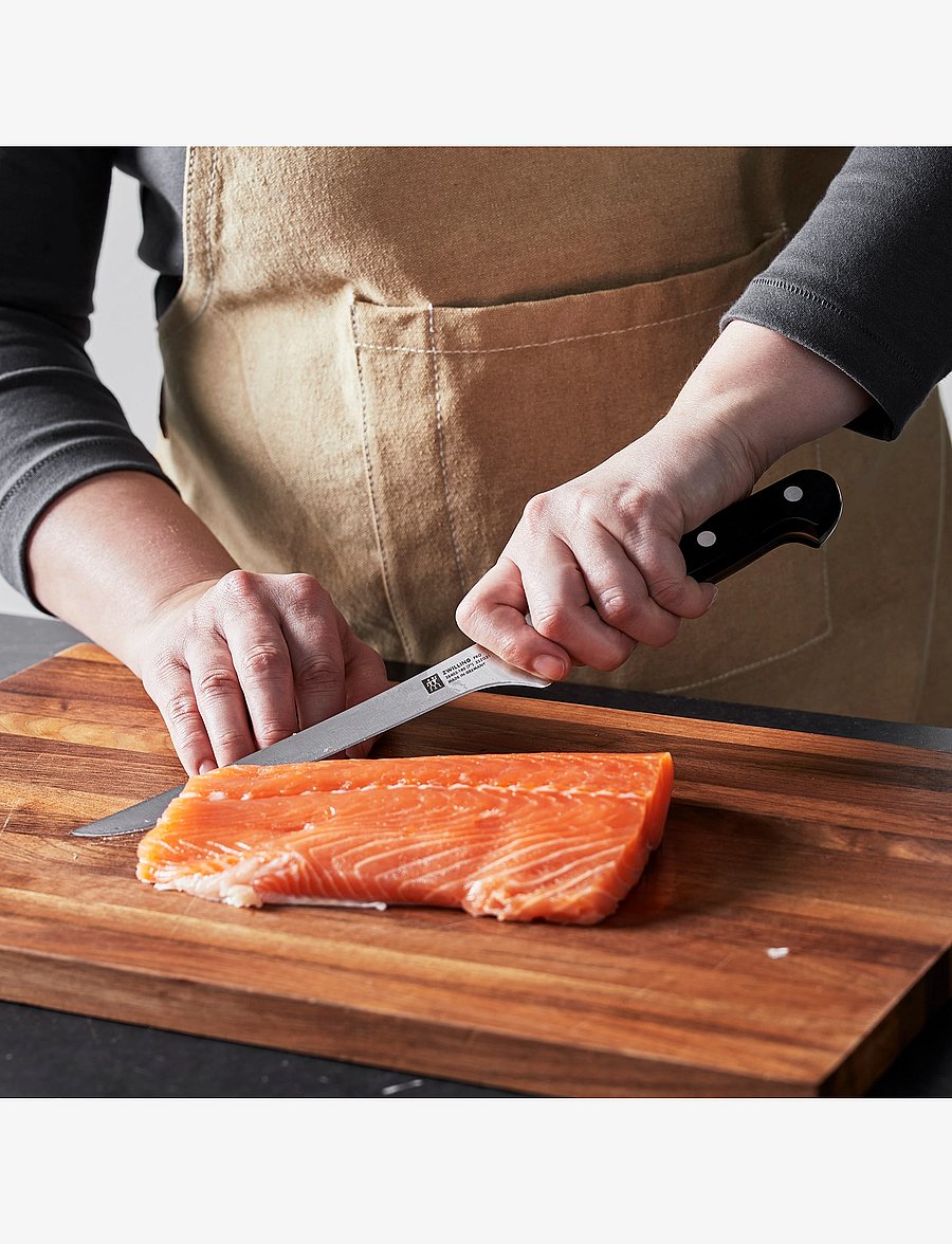 Zwilling - Pro, Filleting knife 18 cm - black - 2