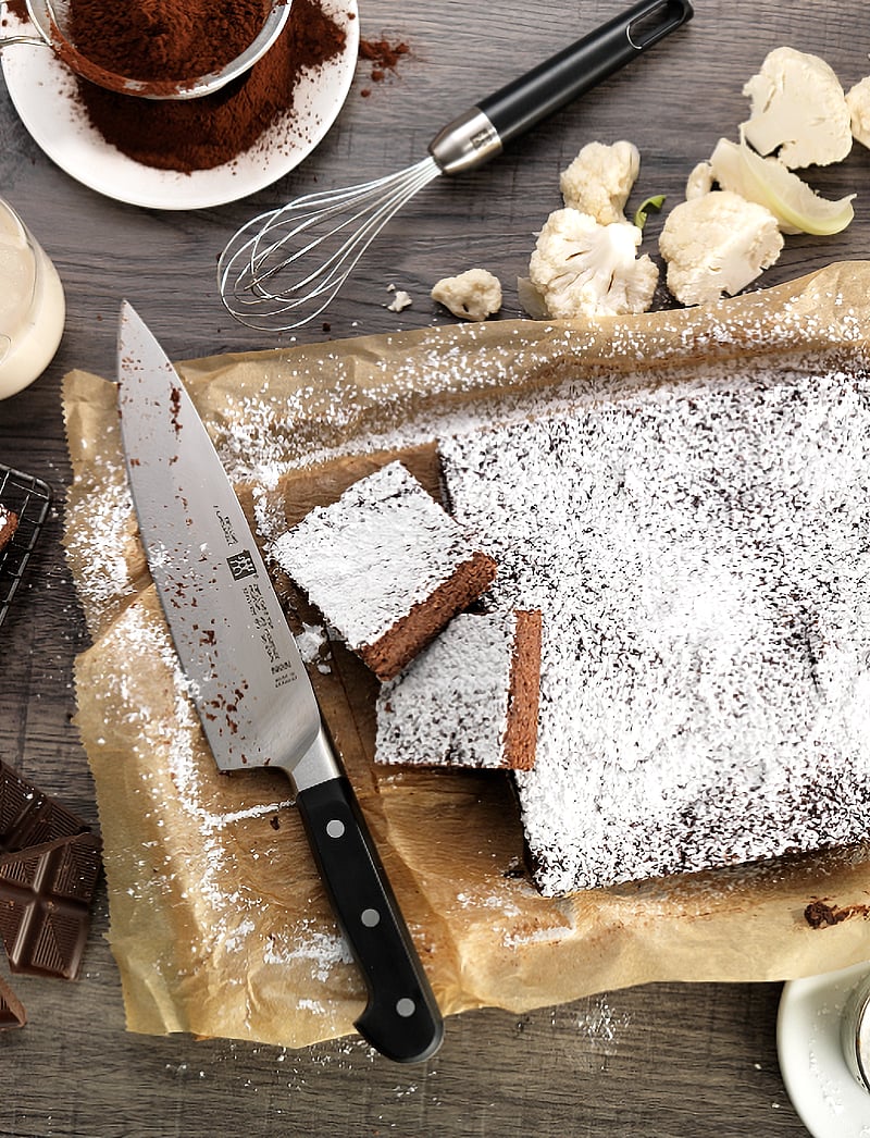 Zwilling - Pro, Chef's knife 20 cm - kochmesser - black - 2